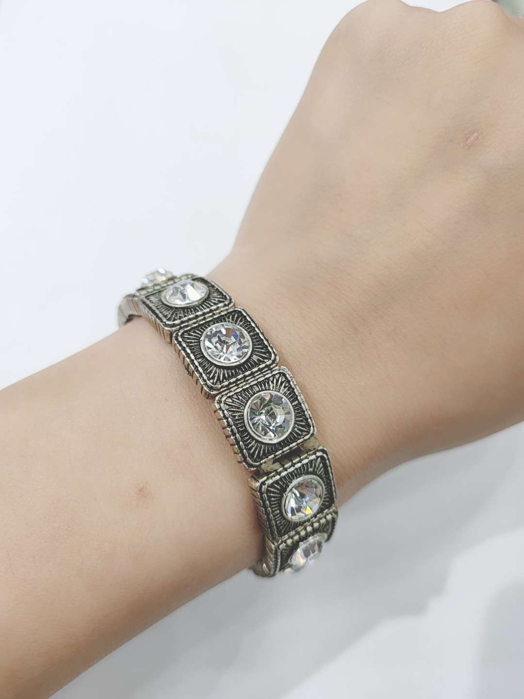 Europe and the United States jewelry fashion hipster simple 100 arm bracelet set diamond women's bracelet elastic bracelet white