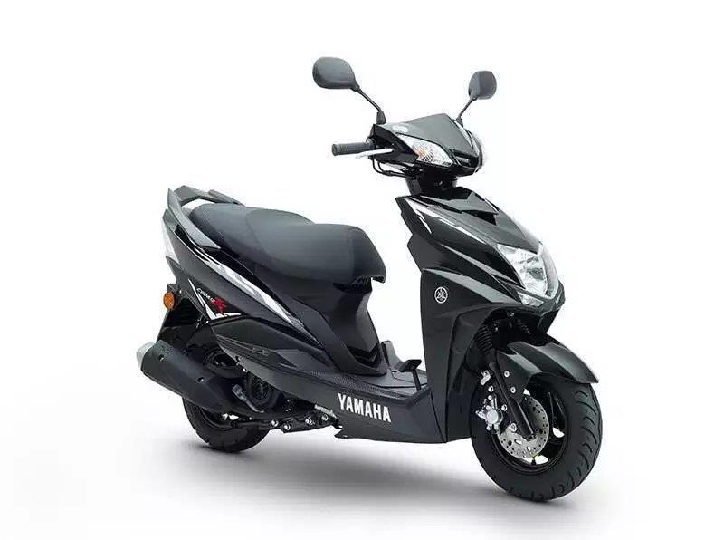 Coche de gasolina con collar details Picture