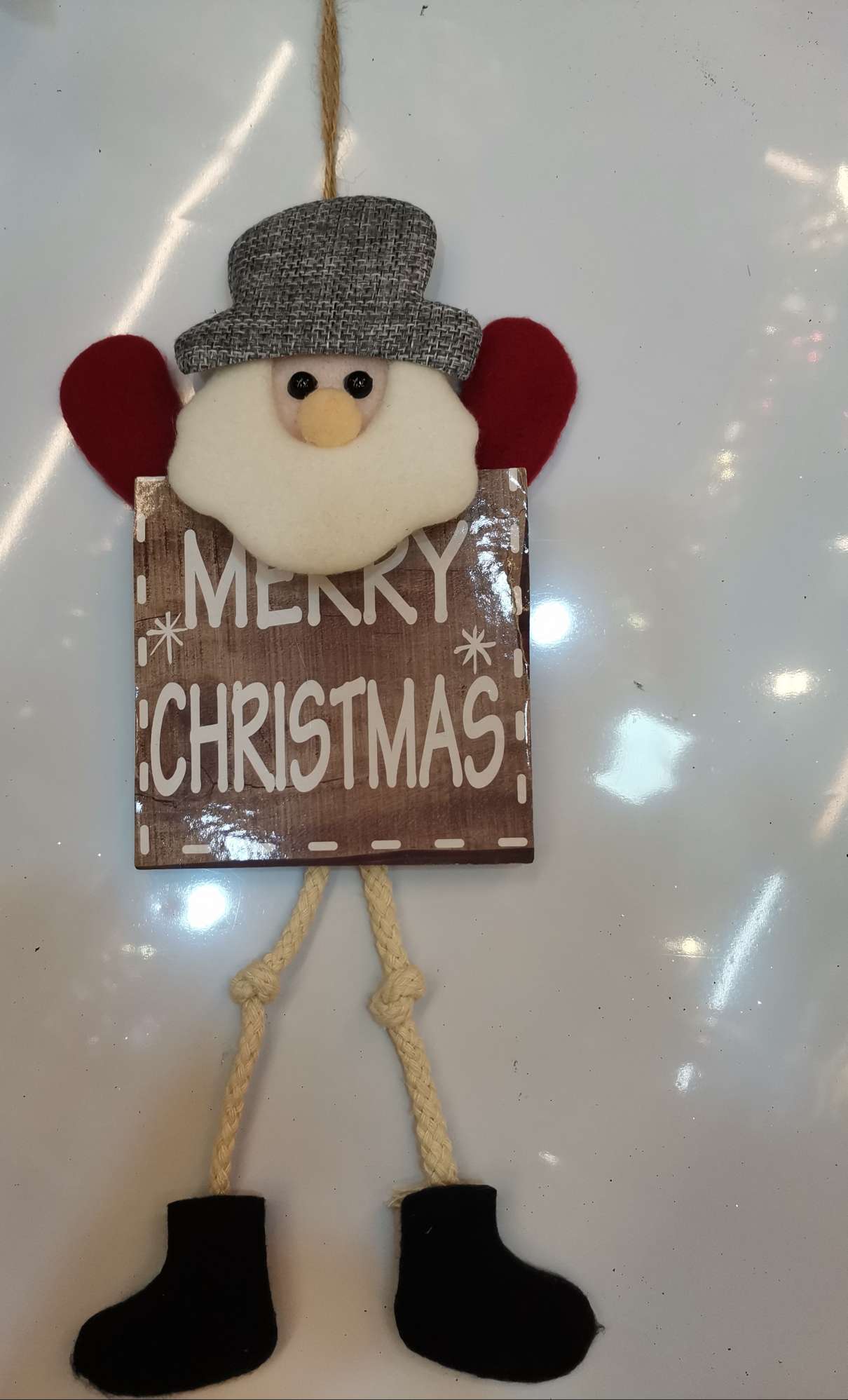 The Santa Claus pendant is 12.5*28CM in English