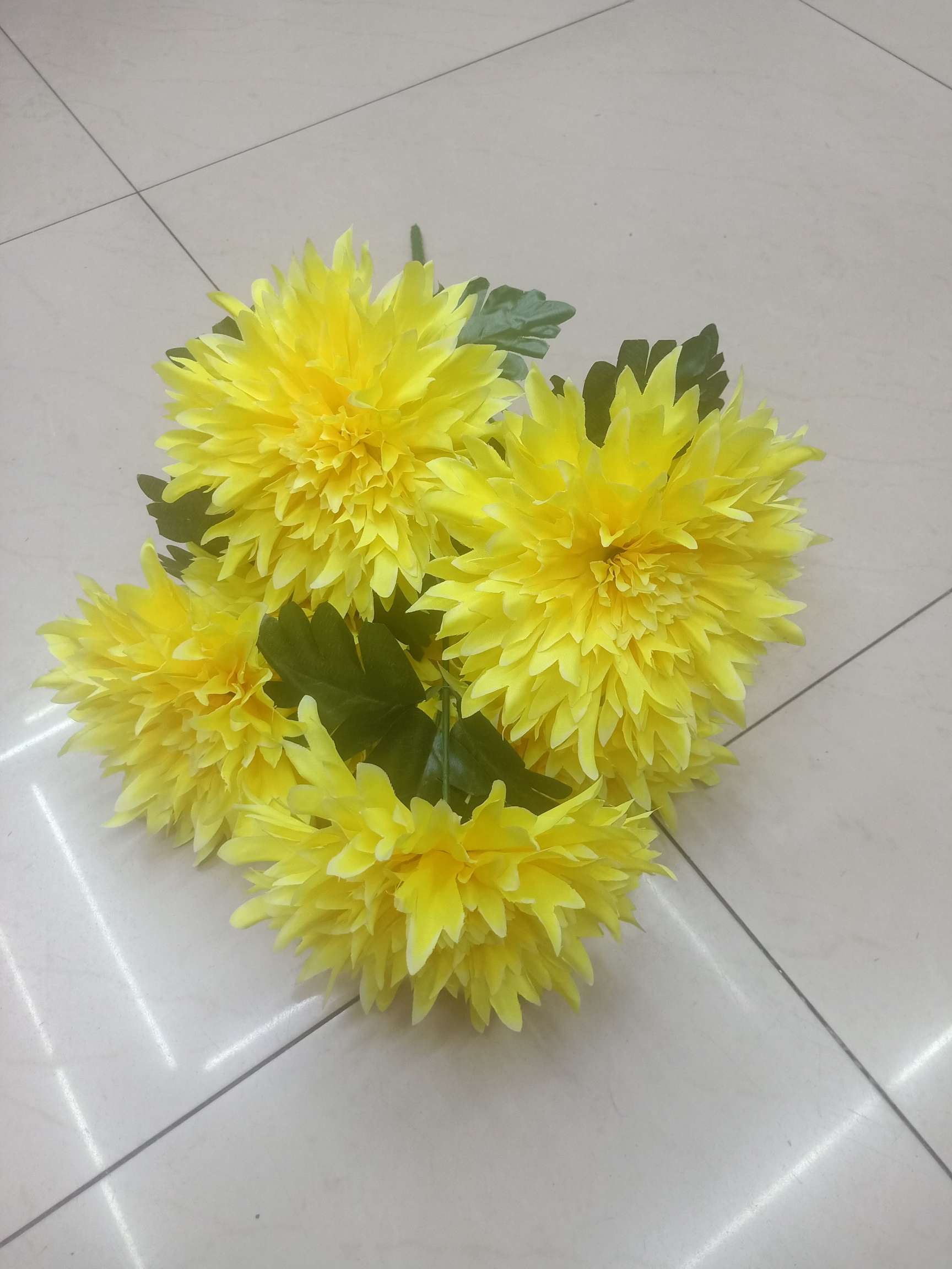 Artificial flower, fake flower, decorative flower, daisuke