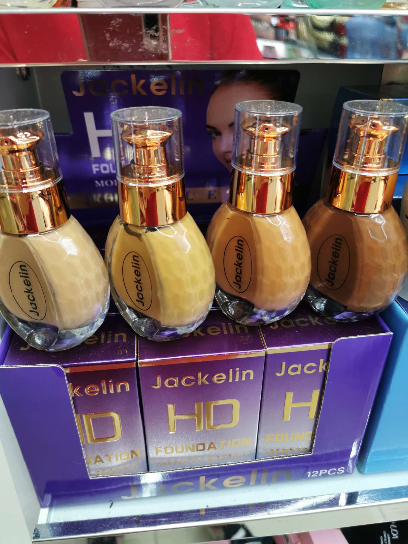 F820 Oval Dark Liquid Foundation Beauty Beauty Products Factory Direct Sales Application Scenario