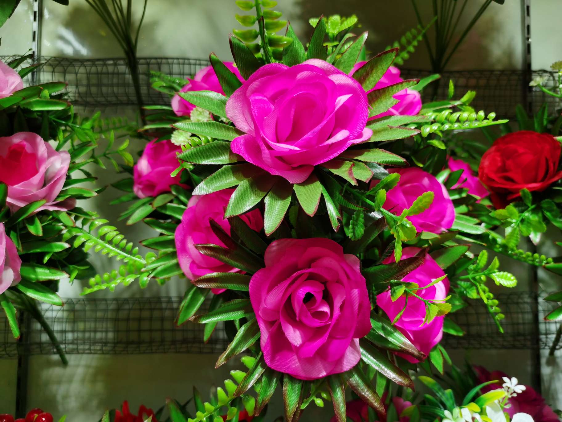 Rose pearl with sunflower leaf thumbnail