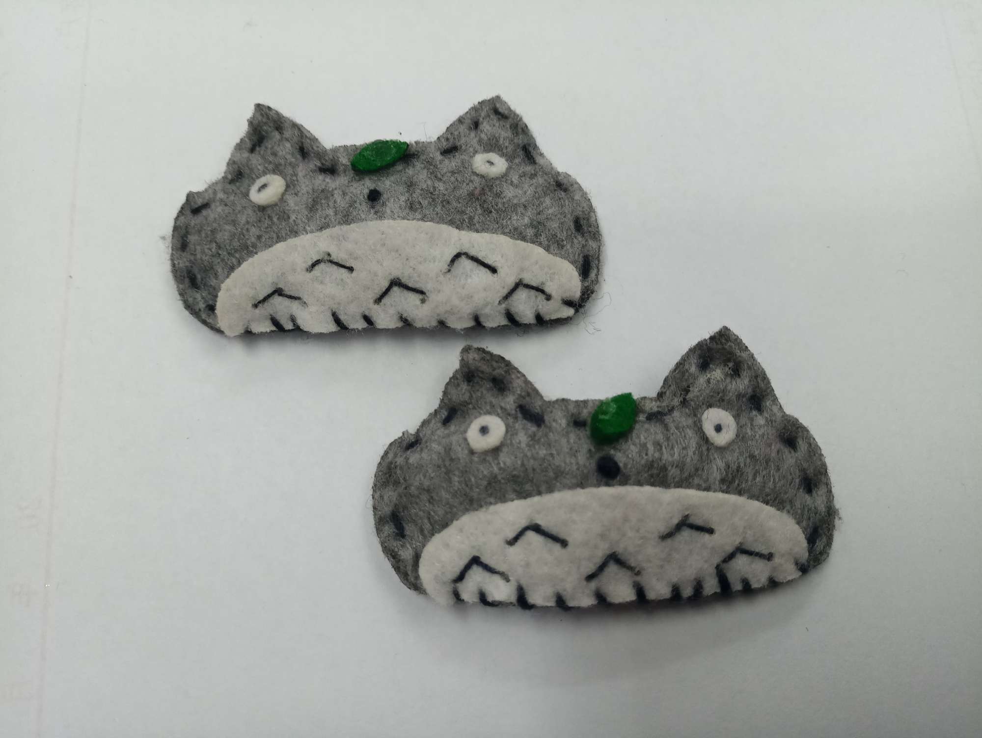Creative hairpin accessories made by hand with non-woven cartoon grey cat clip thumbnail