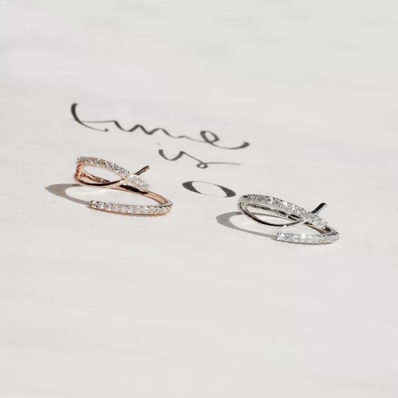 Zircon micro - diamond stereo multi - level cross adjustable index finger joint tail ring versatile gifts