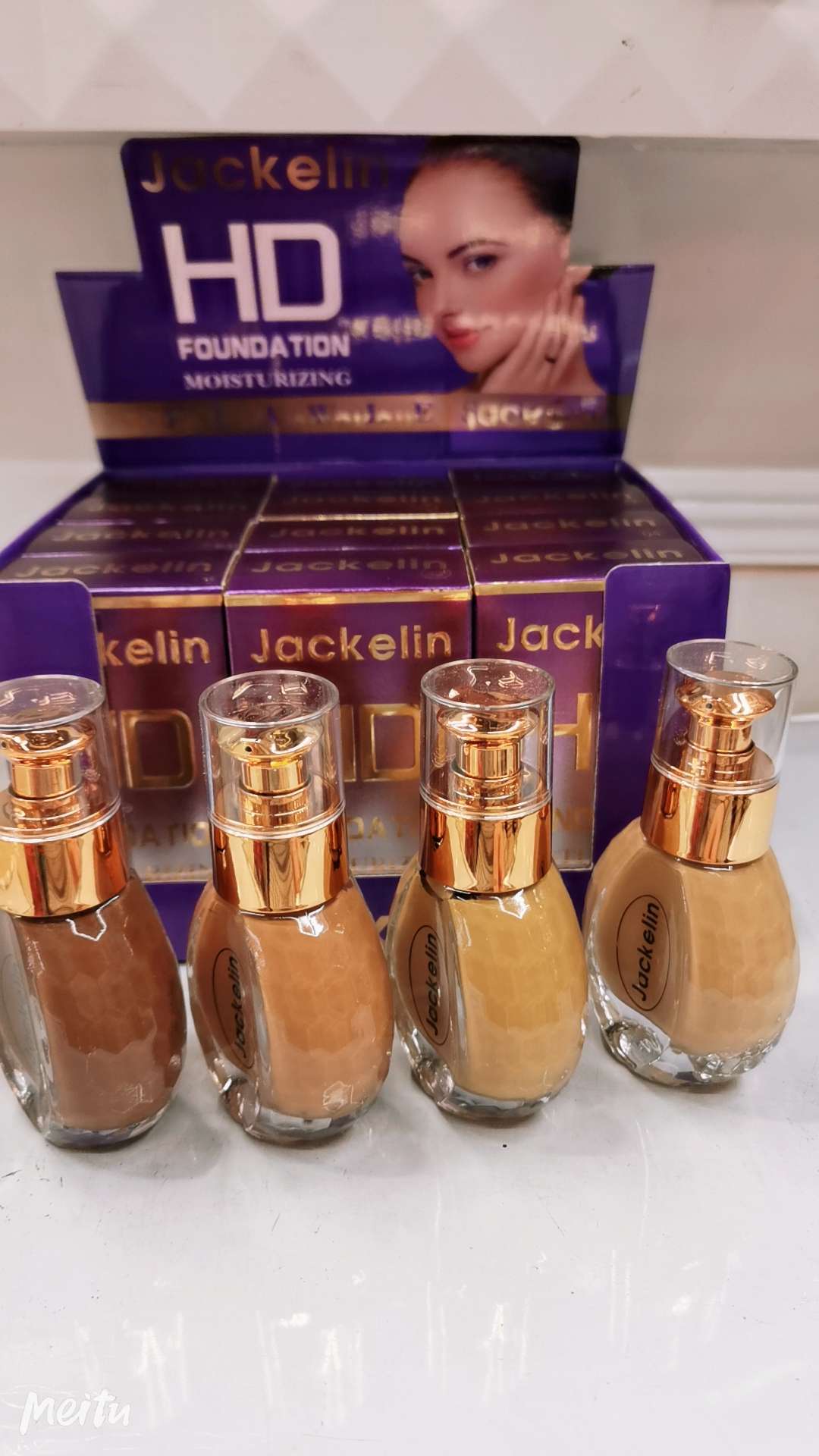 F820 Oval Dark Liquid Foundation Beauty Beauty Products Factory Direct Sales