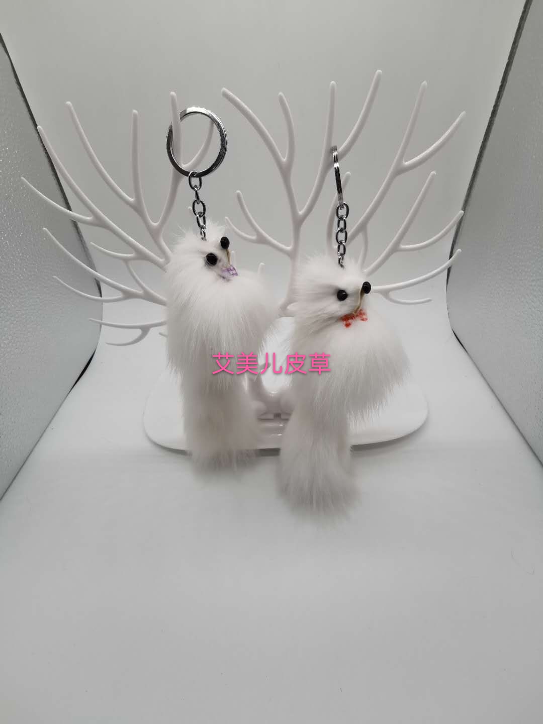 Medium size real white fox 16 cm