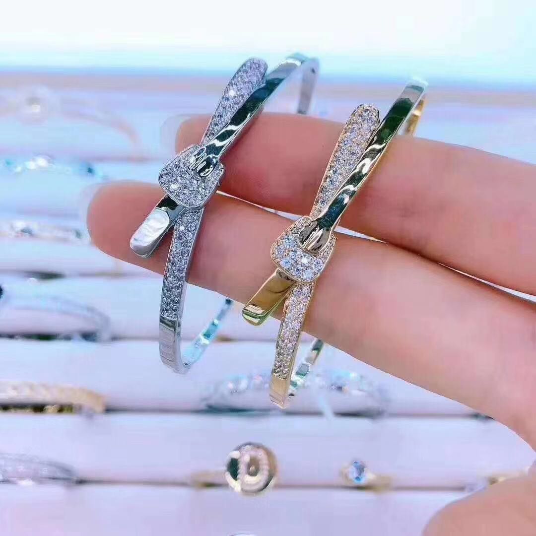 سوار جميل