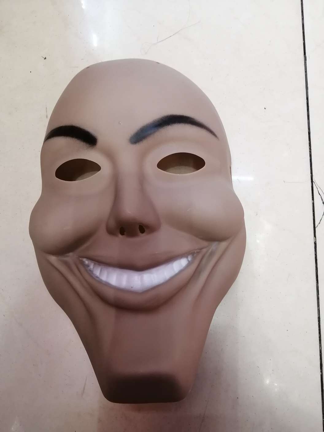 大笑