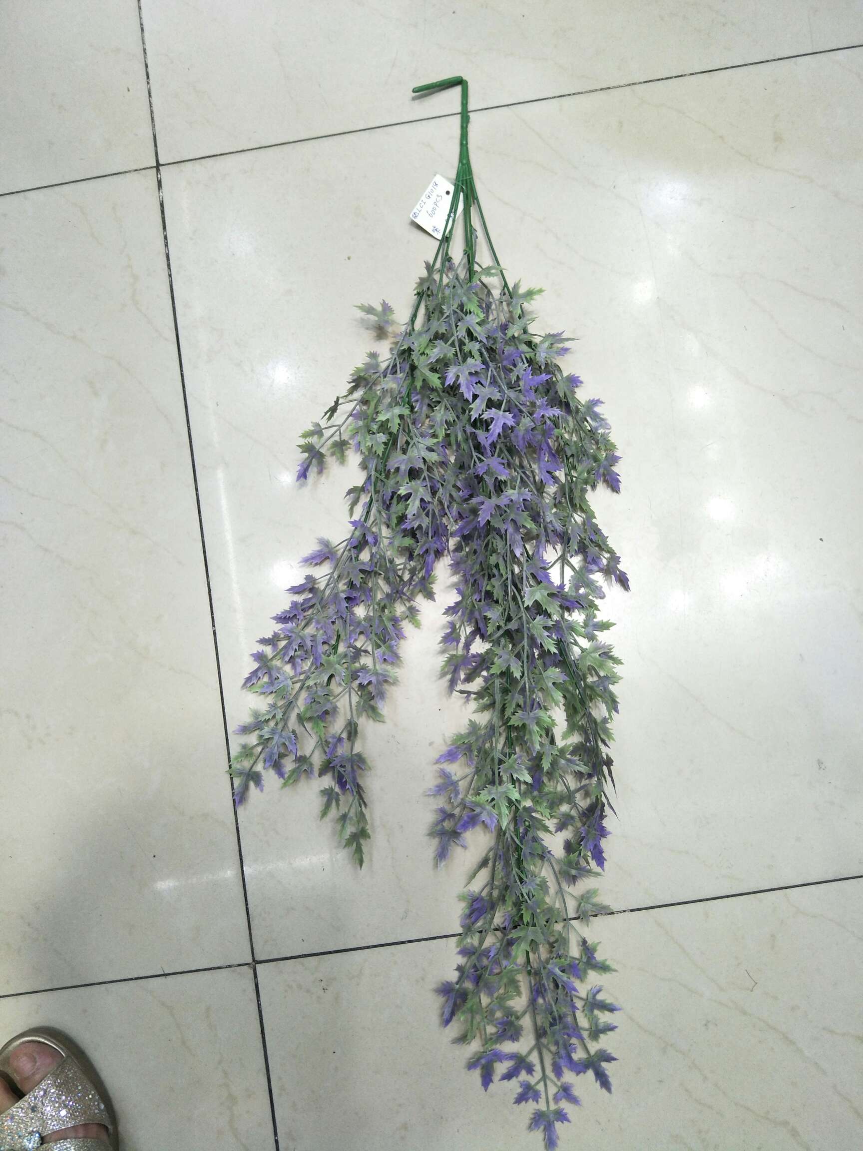 G1018 pequeña hoja de arce
