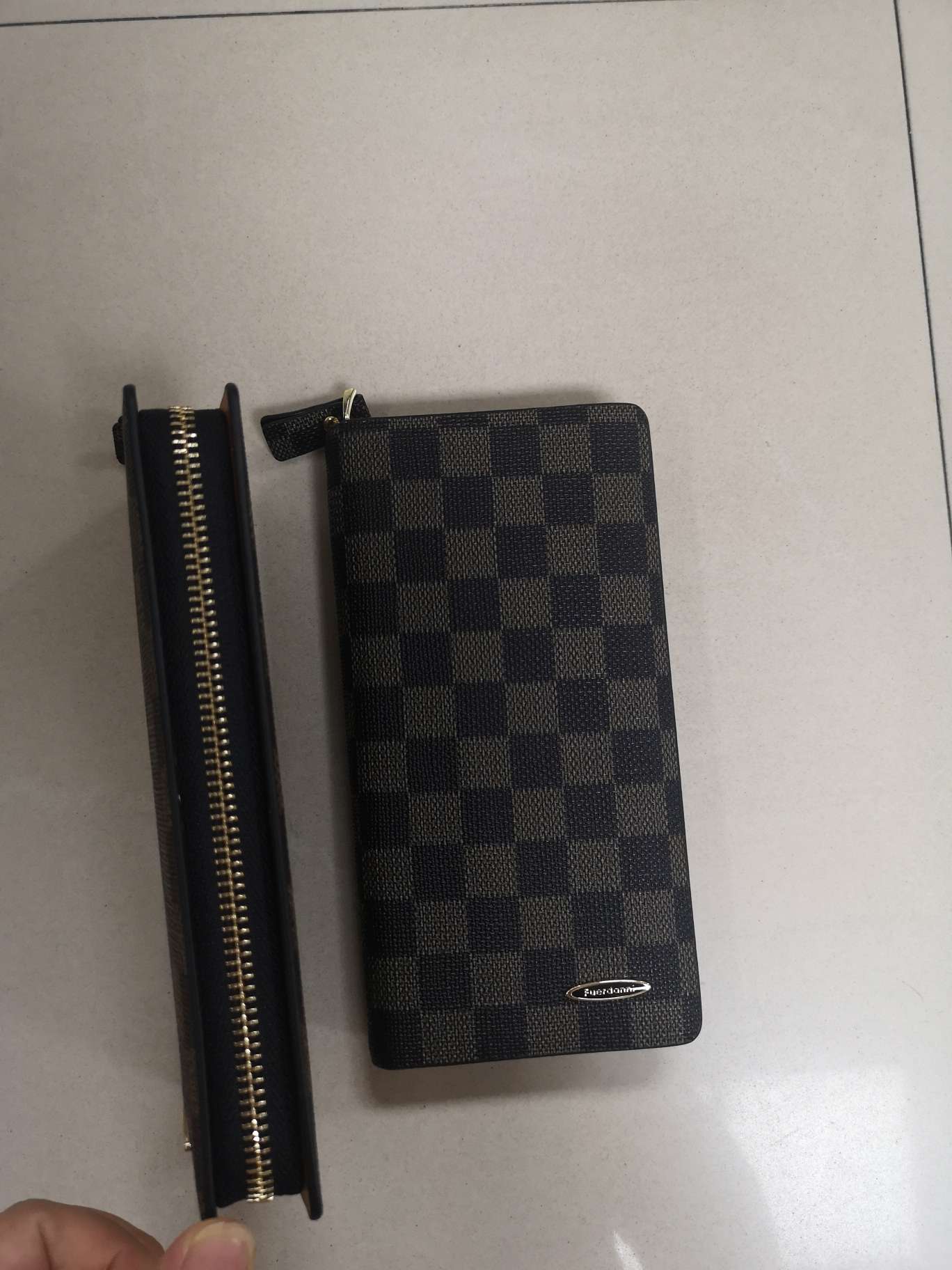 男士单拉手包细节图