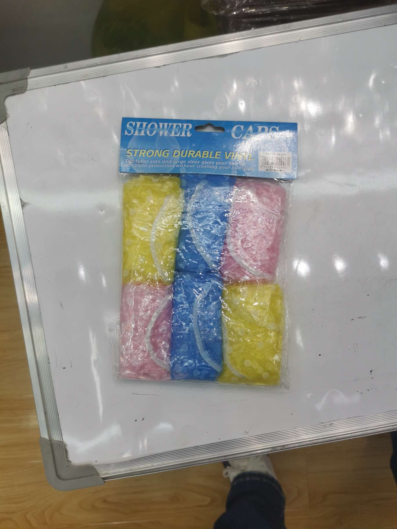 六个装点点型浴帽