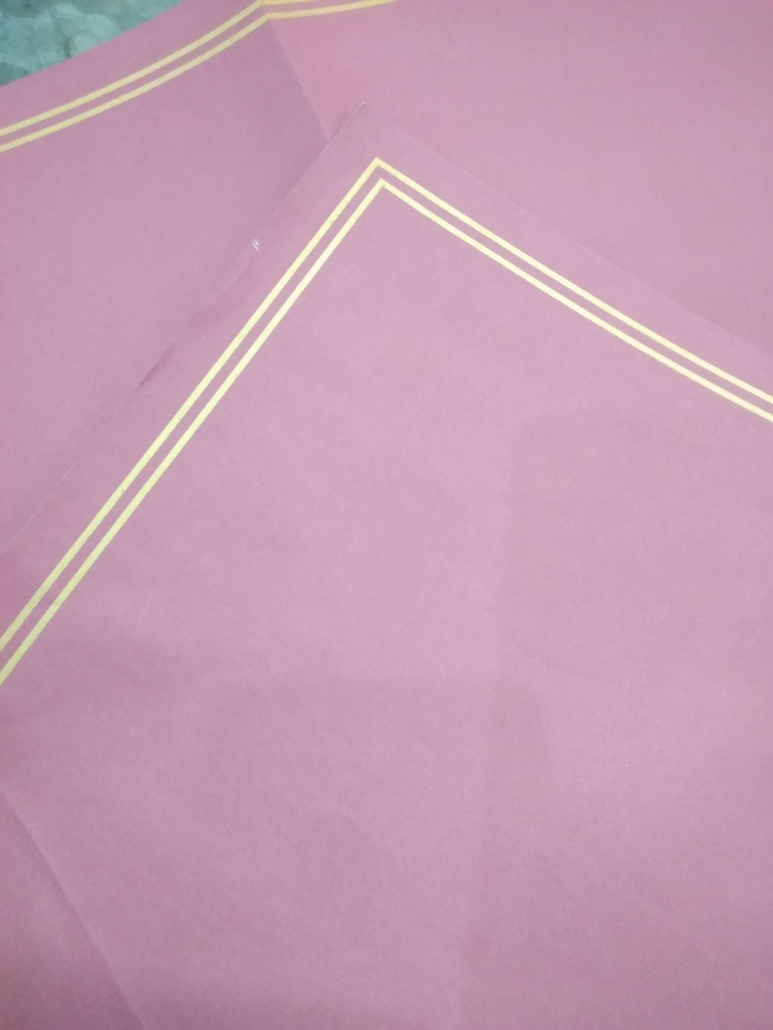 Gold-edged stone-patterned paper-wrapped flower paper for fresh flower packaging