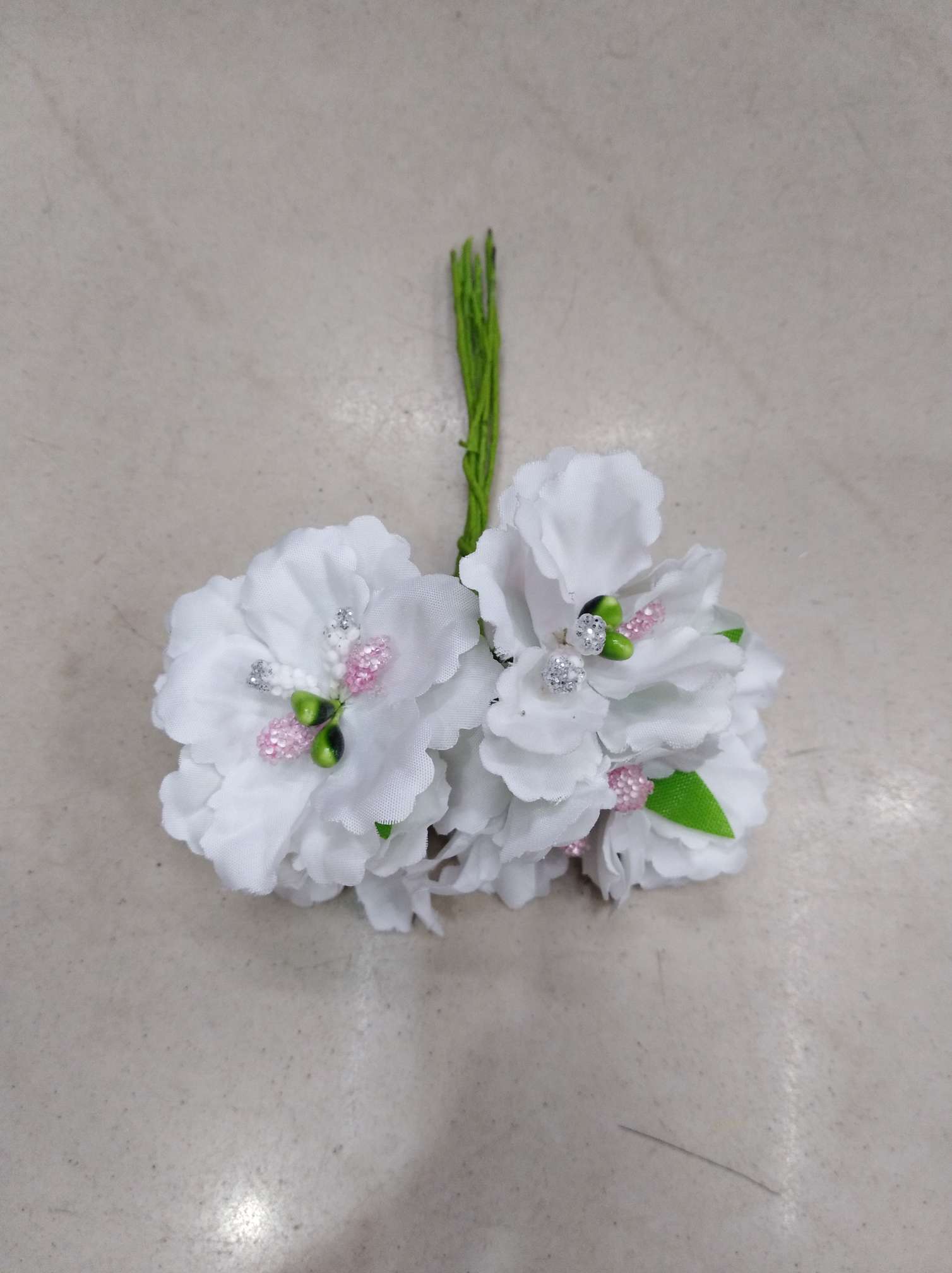 Simulation flower bead flower
