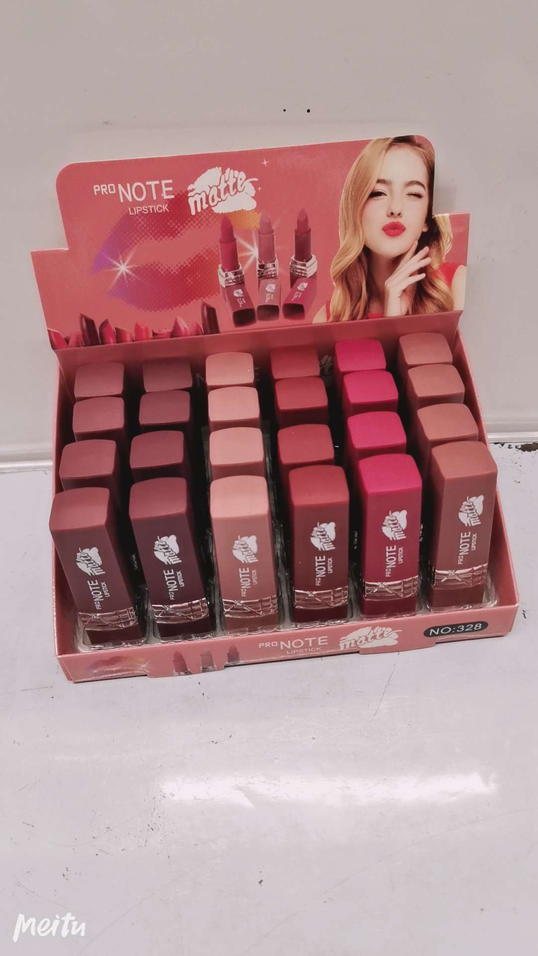 New lipstick water details Picture