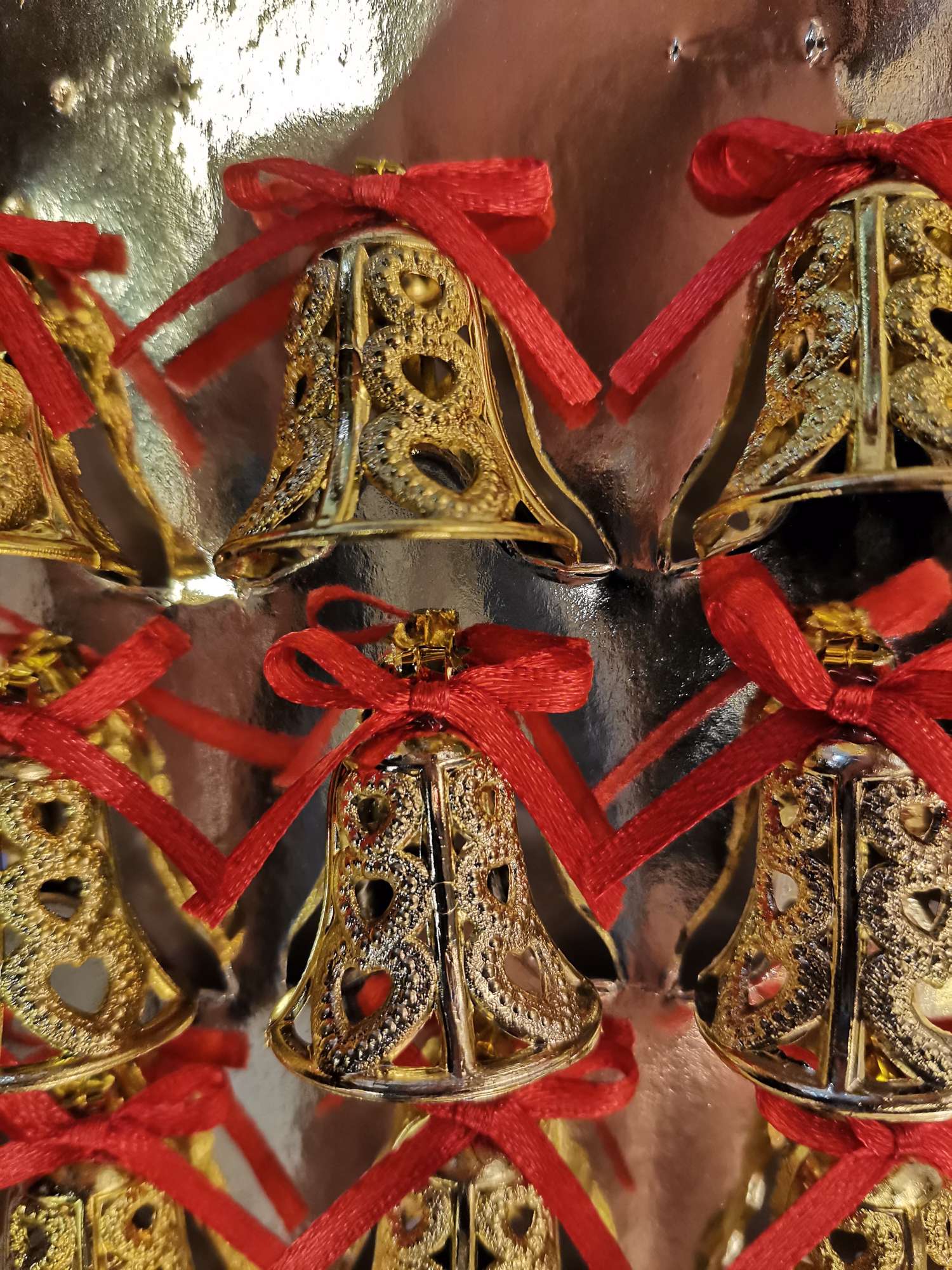 12 Christmas pendants, each measuring 3*3.5CM Specification image