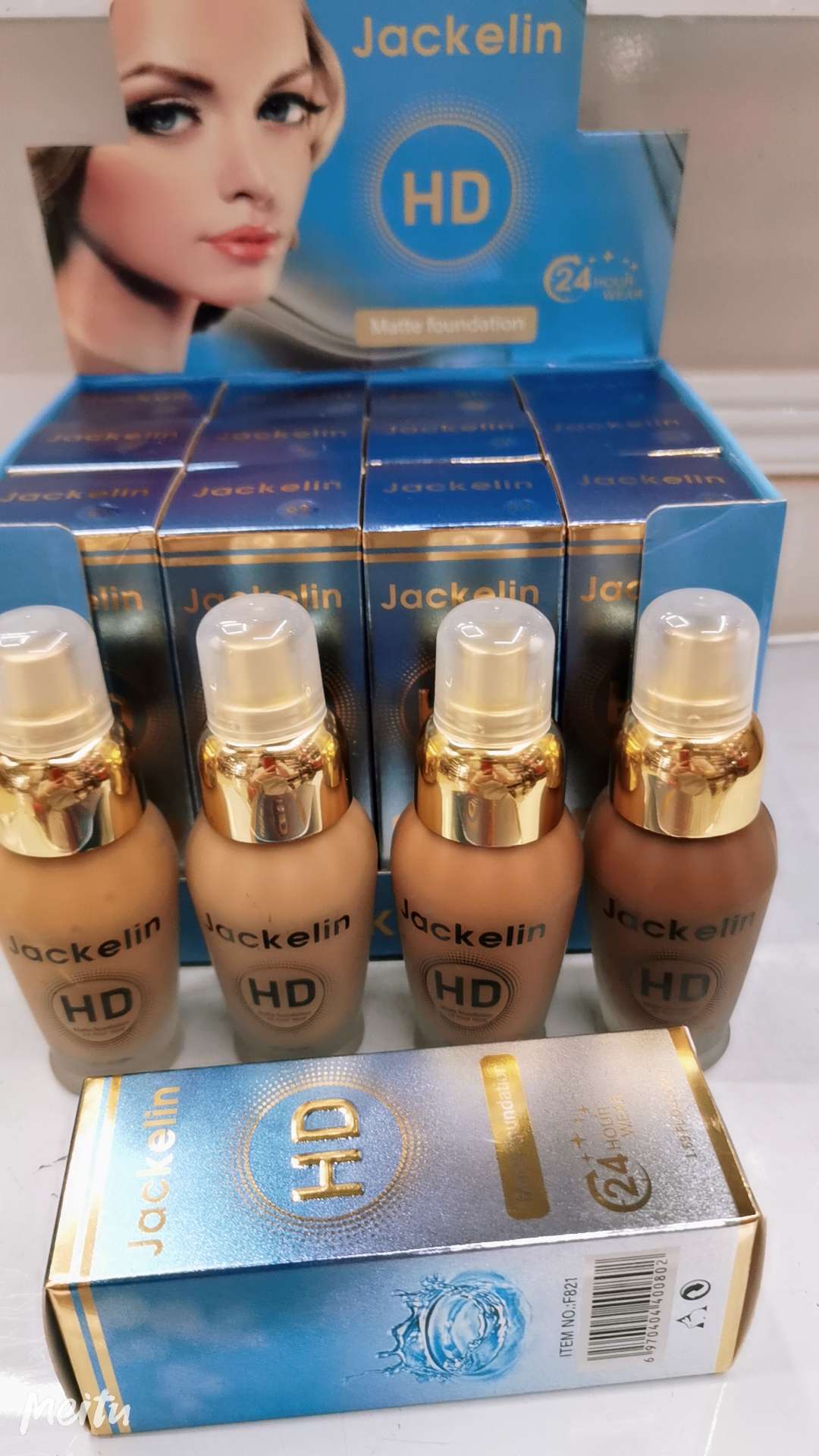 F821 Mousse bottle Dark-colored foundation Facial makeup F821 Mousse bottle Dark-colored foundation Facial makeup