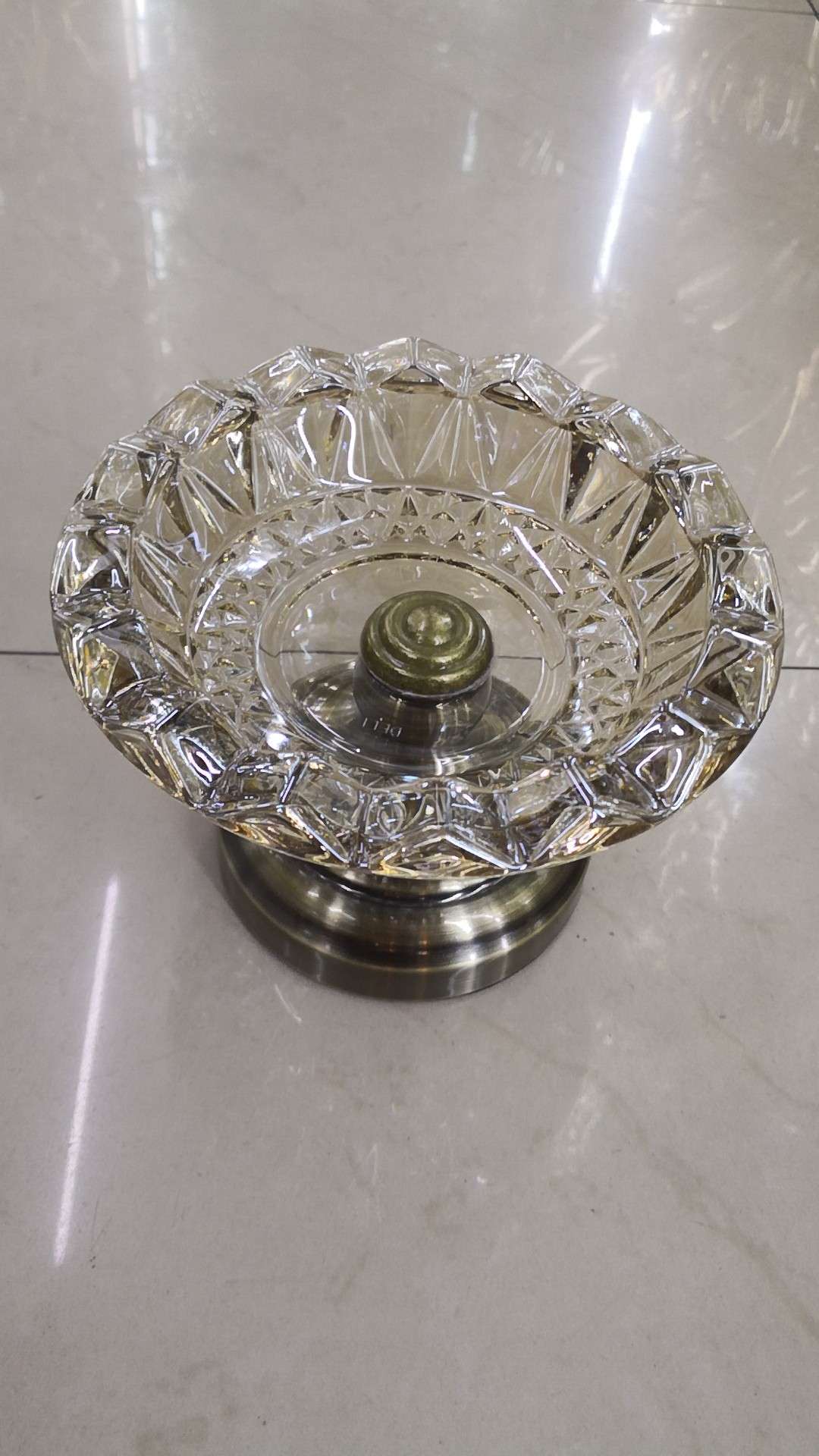 Small polygonal ashtray thumbnail