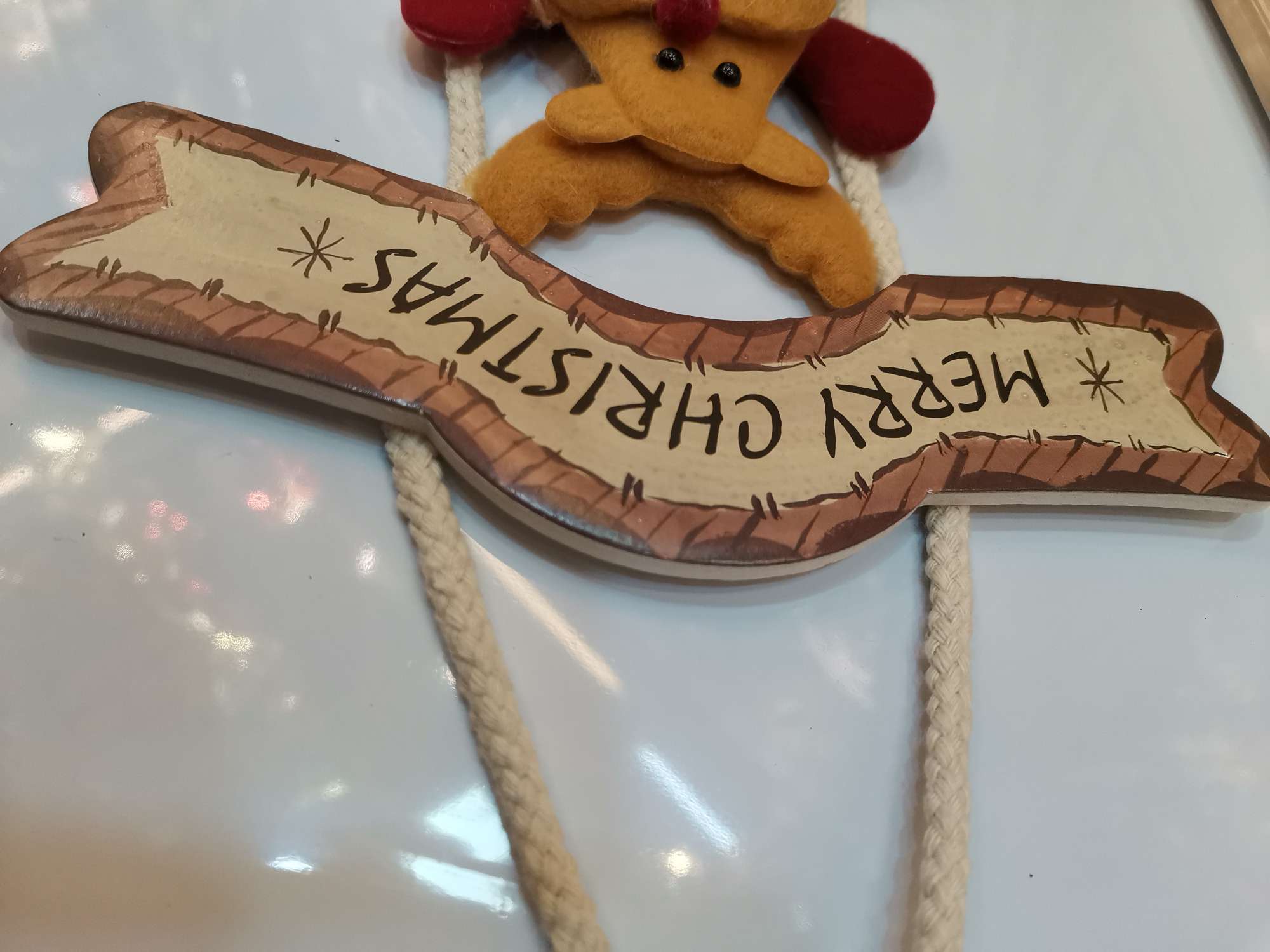 Christmas reindeer pendant with English: 19.5*27CM Specification image