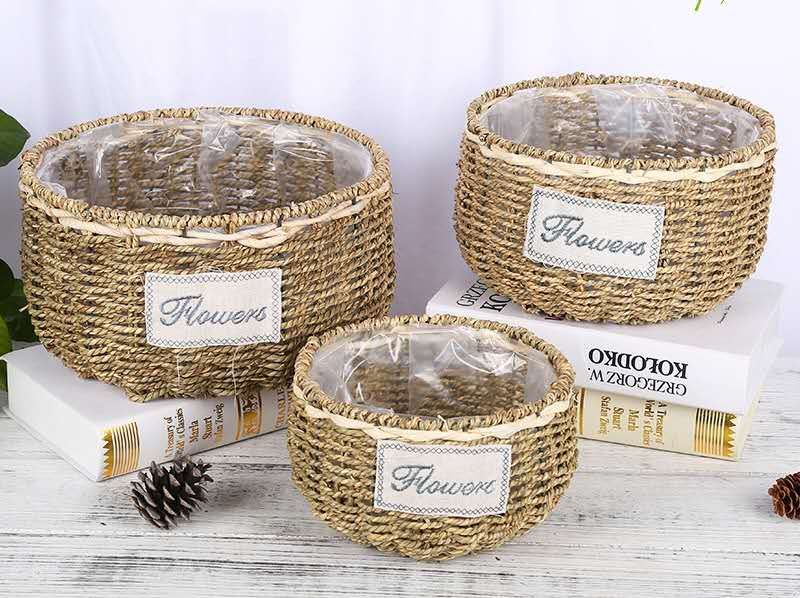Direct sales from the flowerpot manufacturer: Hand-woven straw, rattan and willow succulent flowerpots for home gardening. Wholesale of straw and green ivy flower baskets. Three sets of flowerpots