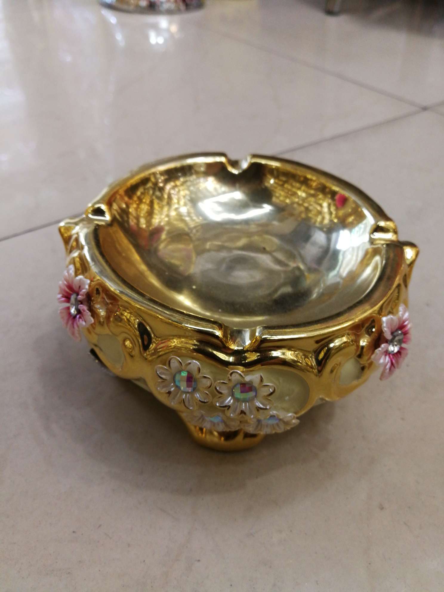 منفضة السيراميك 451.