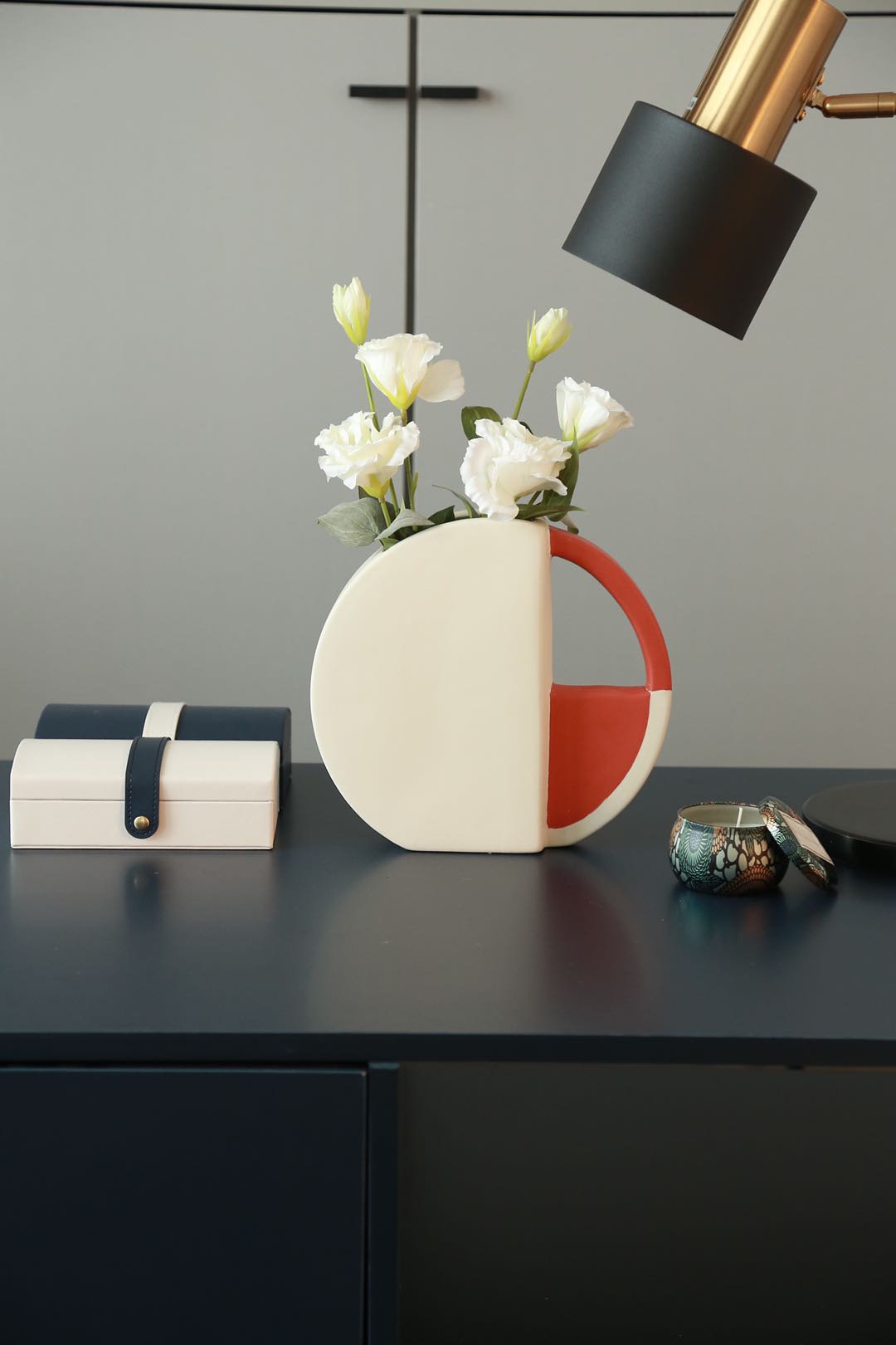 European vases creative home furnishing soft circular arc vase furnishing pieces thumbnail