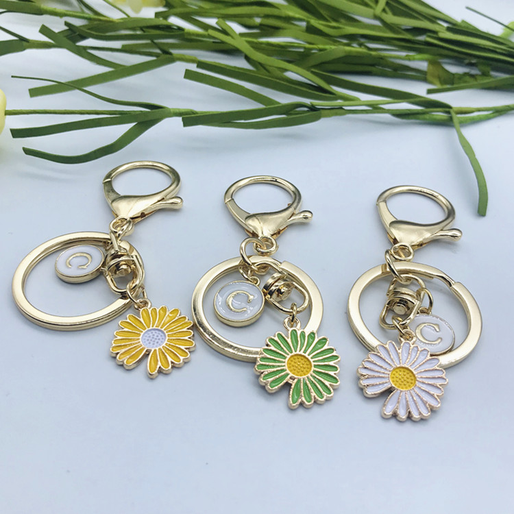 Daisy key chain pendant bag pendant notch Daisy key chain 26 letters optional thumbnail