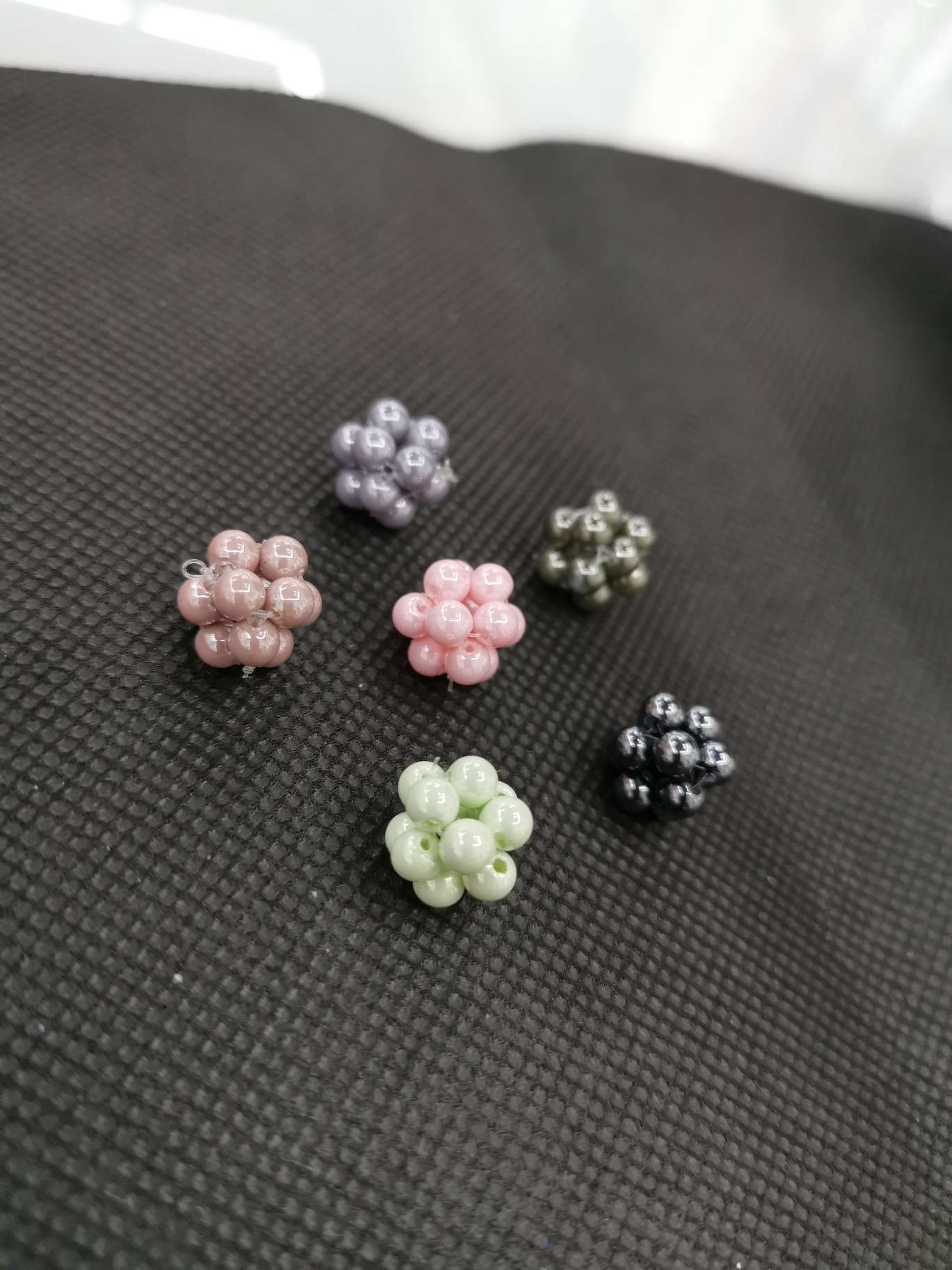 Pearl woven balls and Hengyang pearl jewelry accessories DIY bestsellers Application Scenario