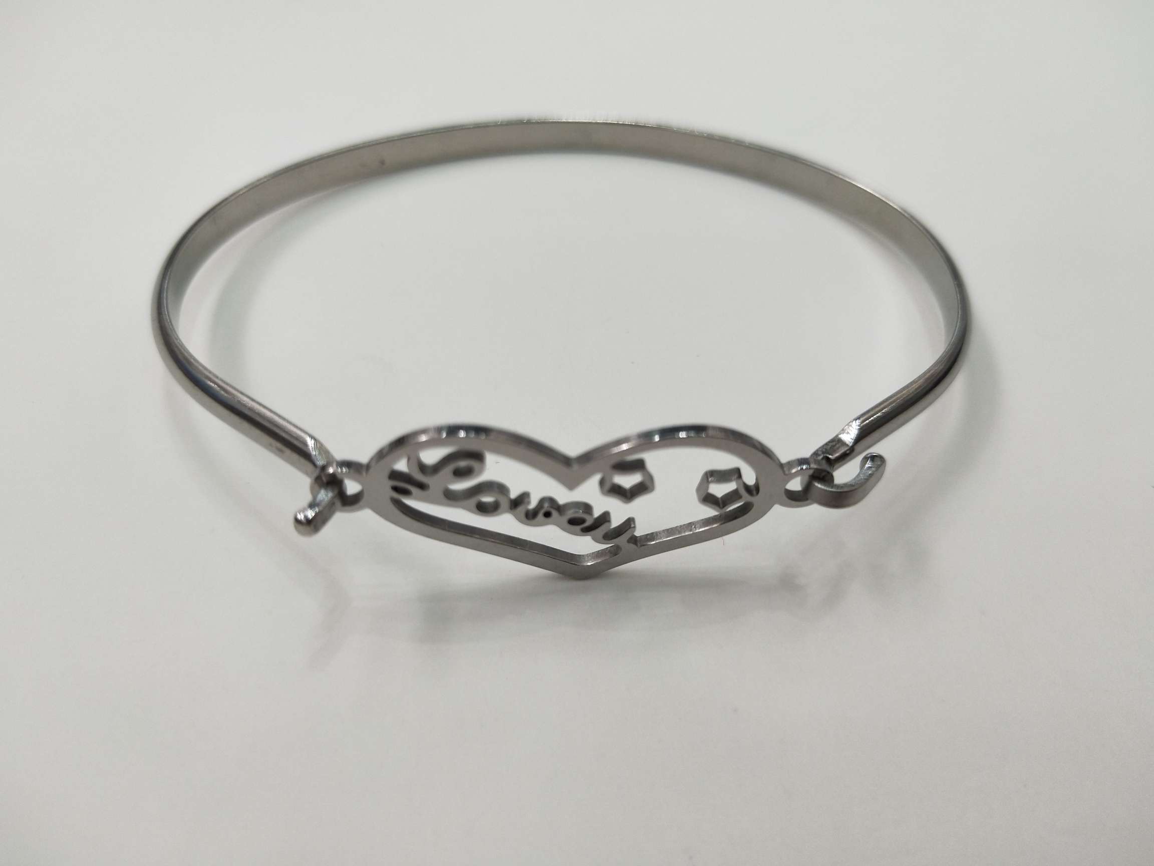 Peach heart bracelet