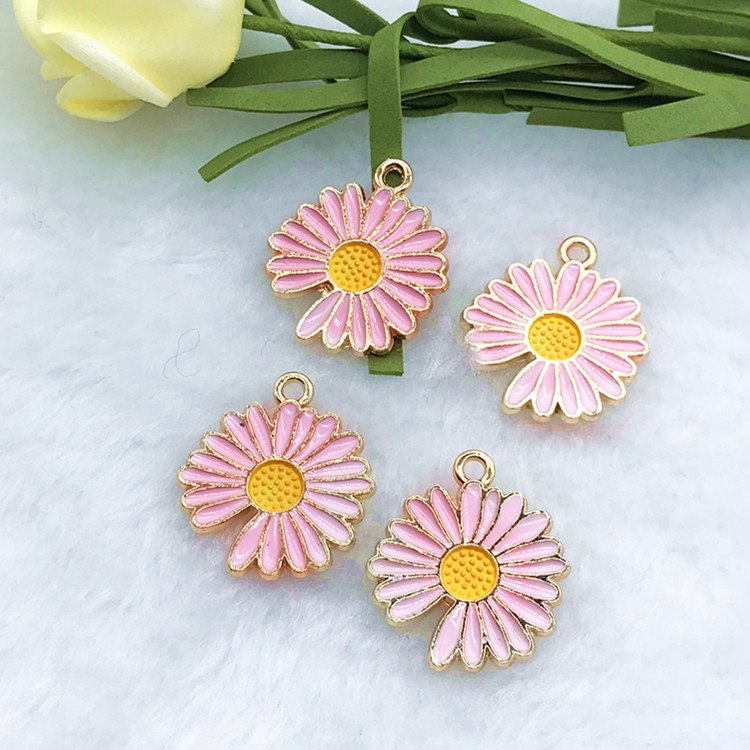 DIY jewelry accessories, alloy, fresh and unique, small Daisy bracelet, necklace, clothing, bag, keychain accessories undefined