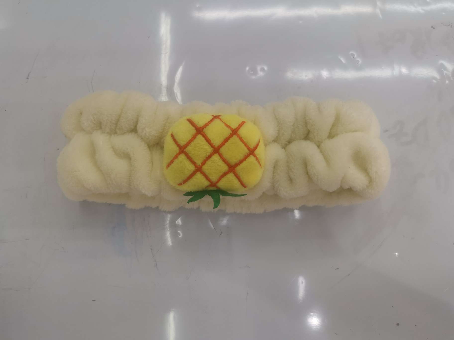 Small pineapple headband thumbnail