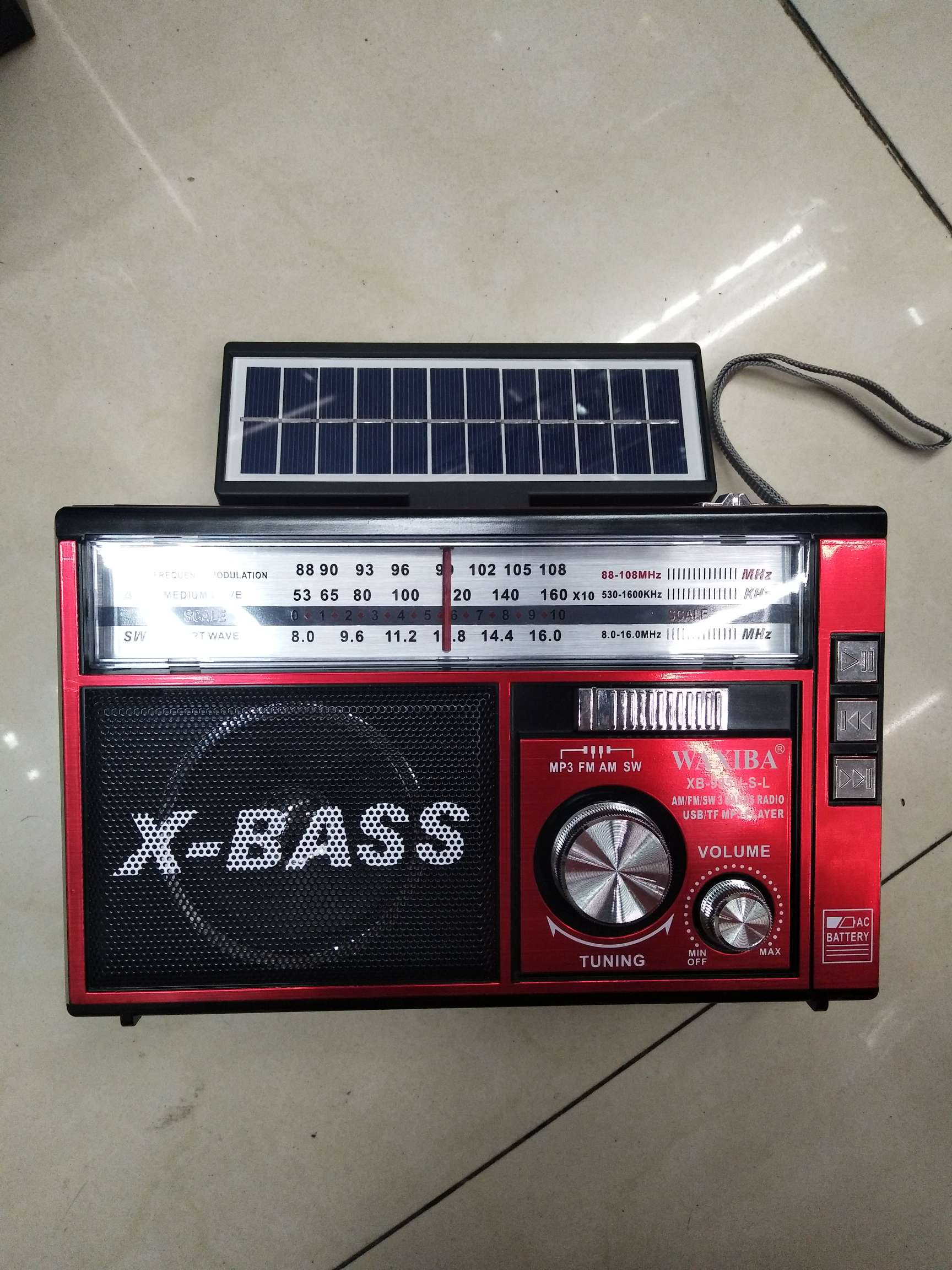 995SLU with light and solar power card radio thumbnail