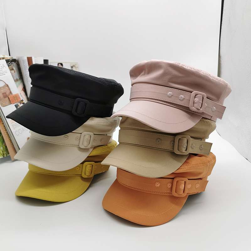 Decorative flat-topped military cap details Picture