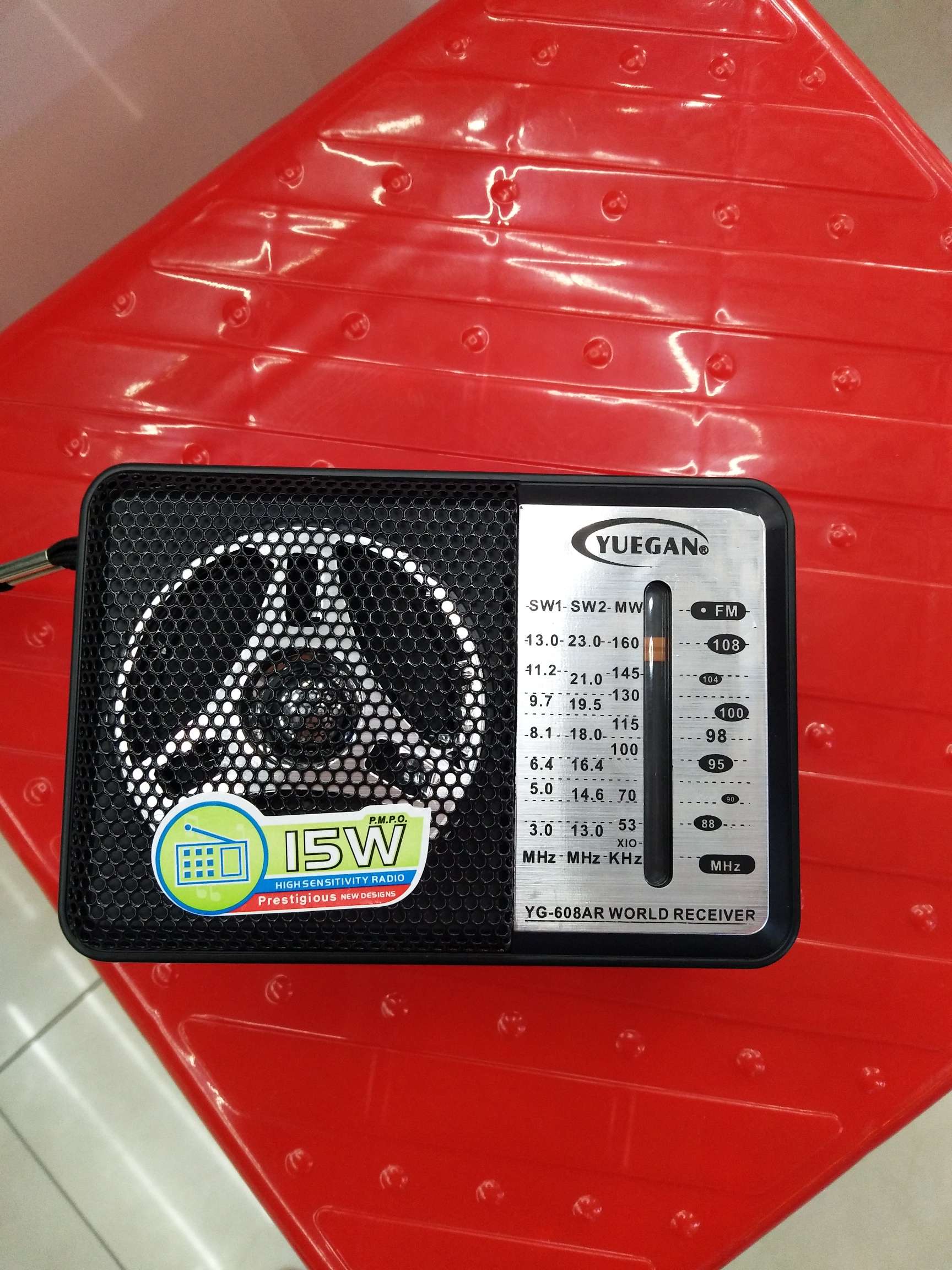 YG606A charging, with SW and FM radio details Picture