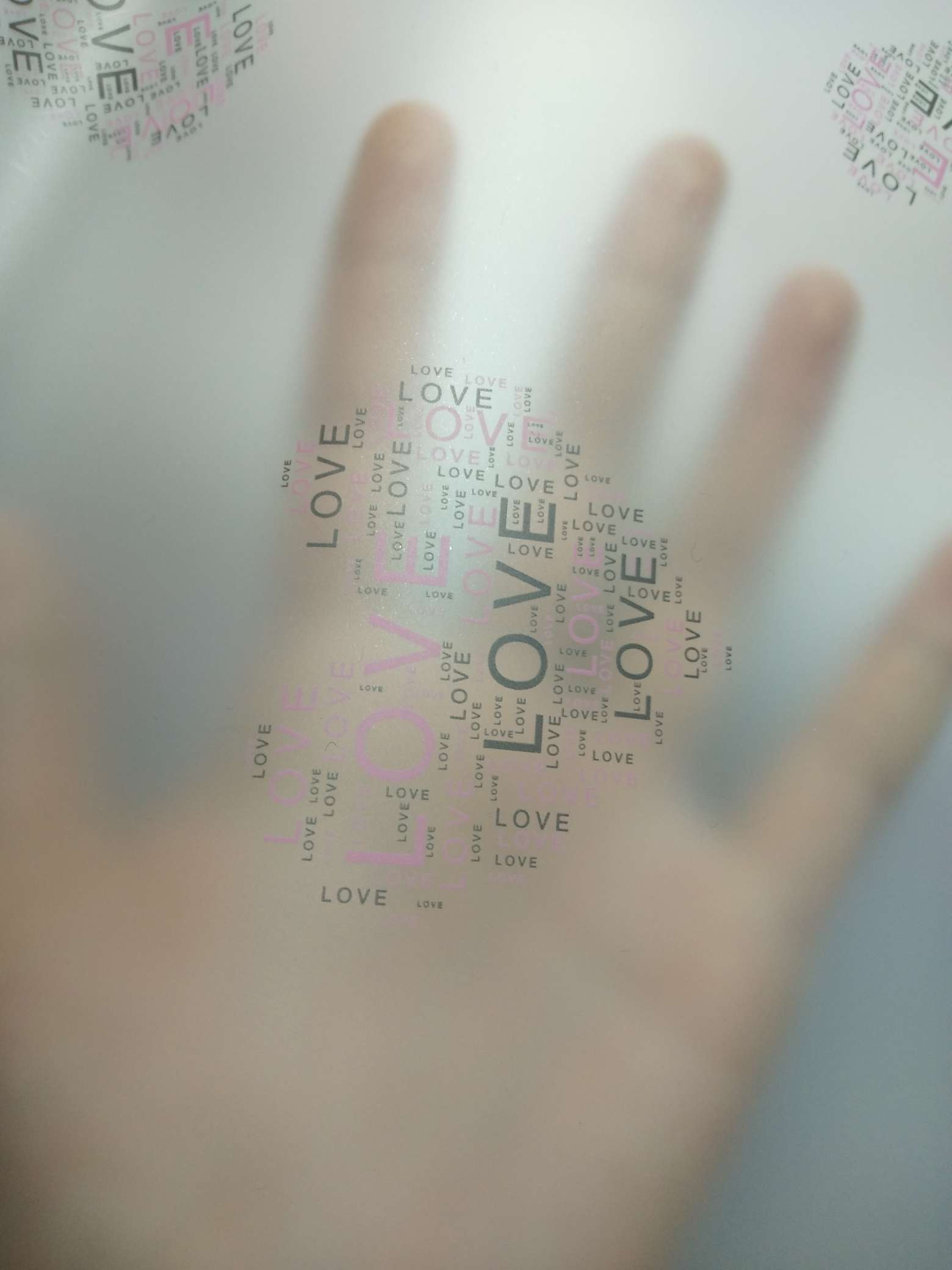 Two-color heart-shaped wrapping paper for fresh flowers details Picture