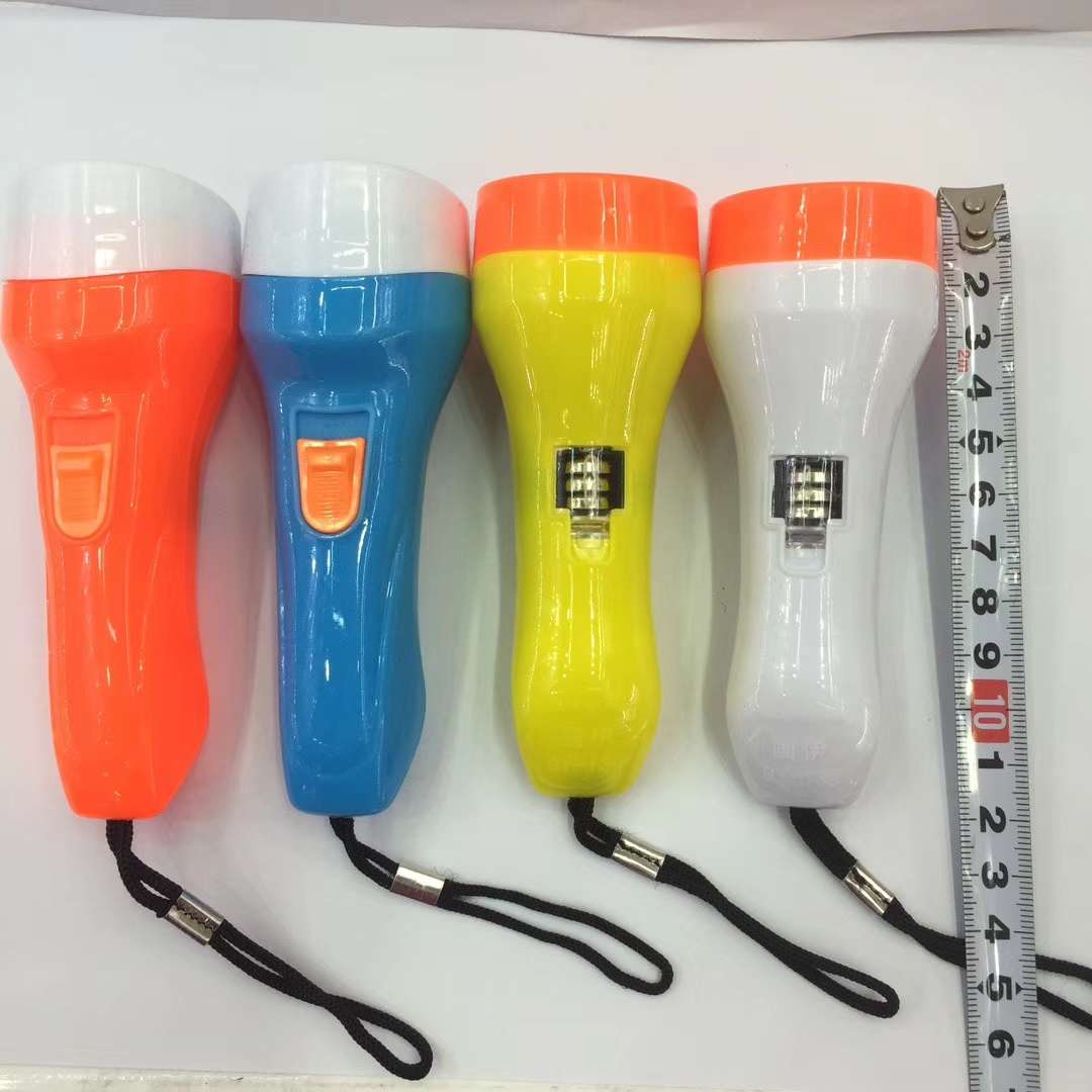 139手电筒
24个一盒
960个一箱细节图