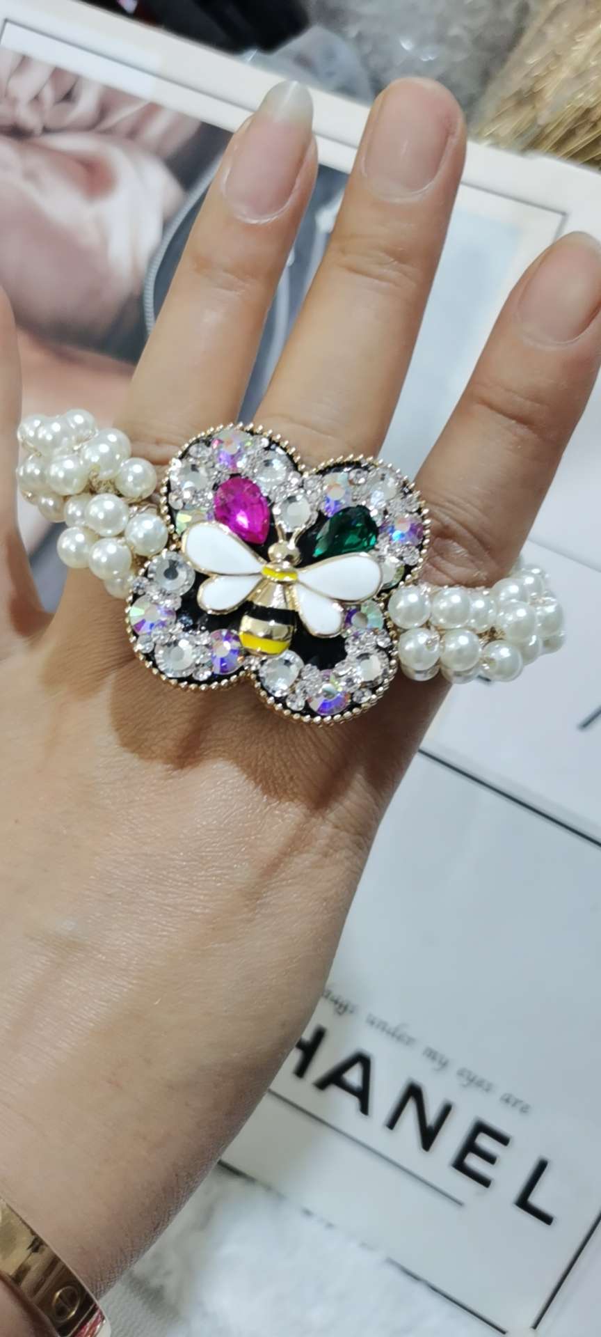 Pearl rubber band four-leaf clover butterfly flower accessory details Picture