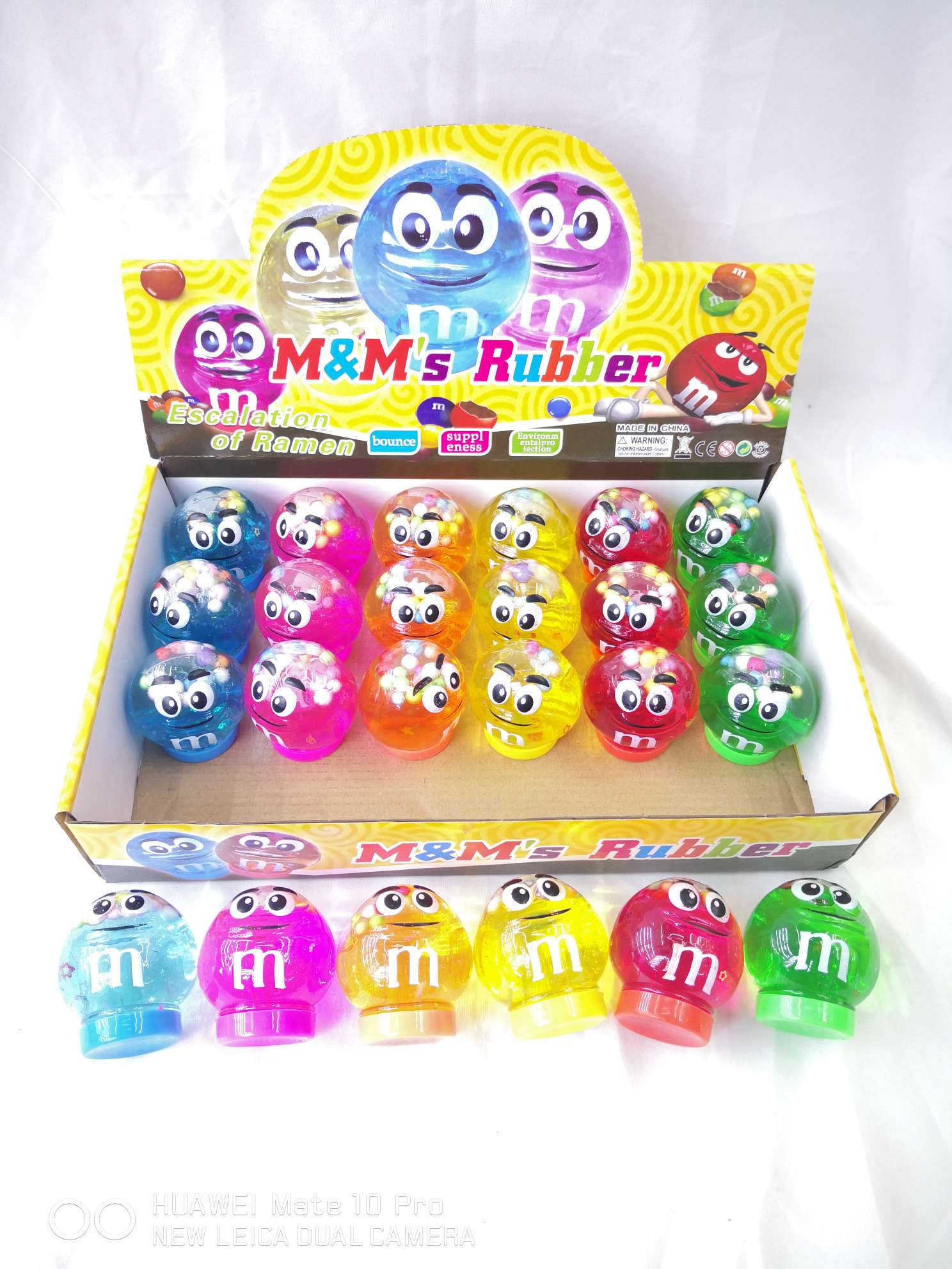 Web celebrity mud, bubble gum, crystal mud