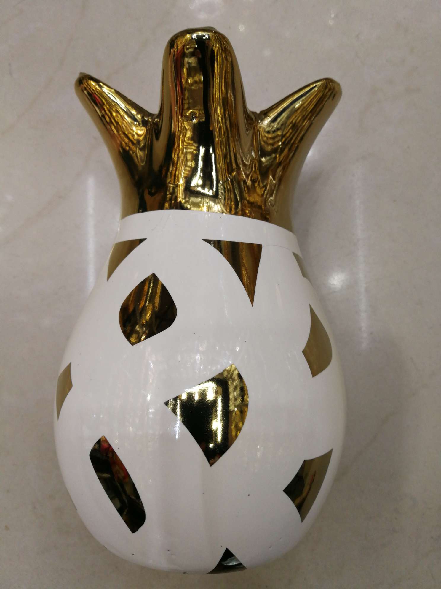 Ceramic vase 472-3 thumbnail