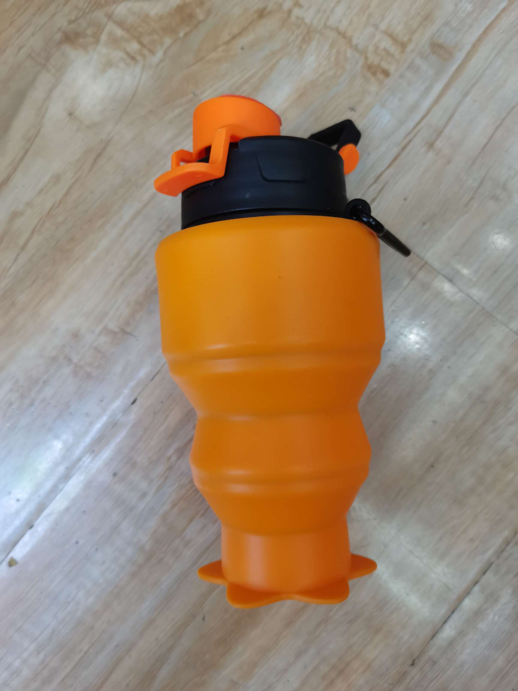 Carry folding cups outdoors