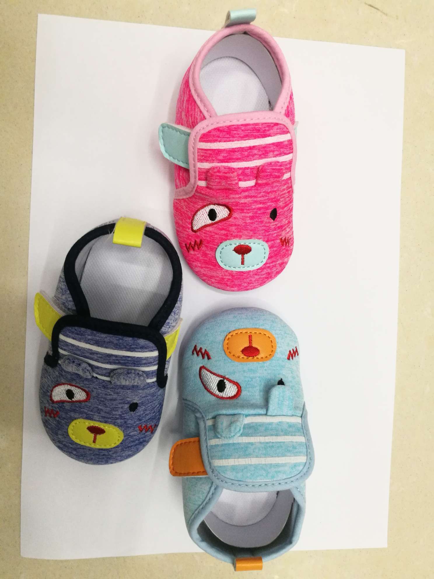Kids' Shoes details Picture