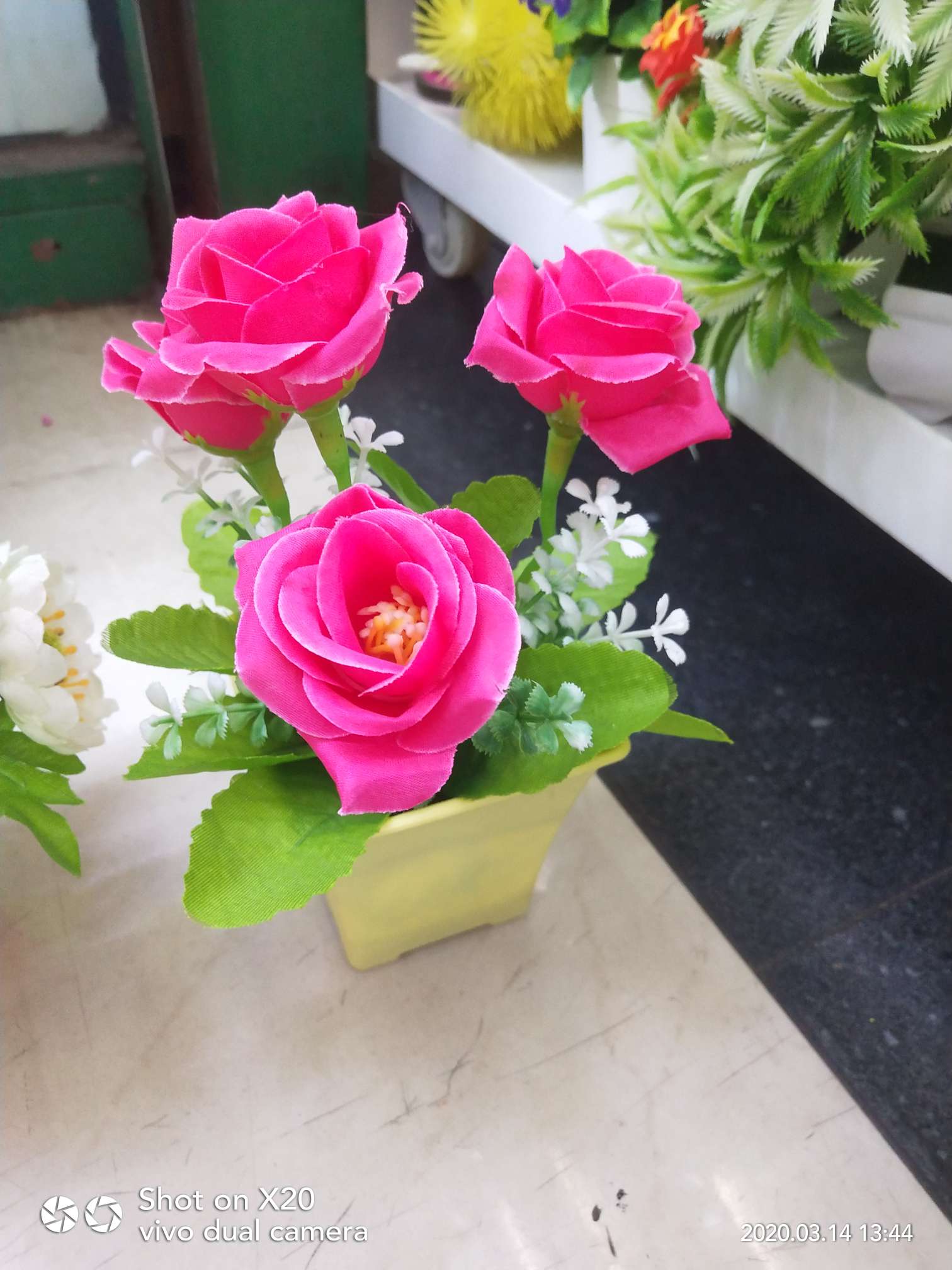 四头玫瑰花办公室盆栽仿真花盆景