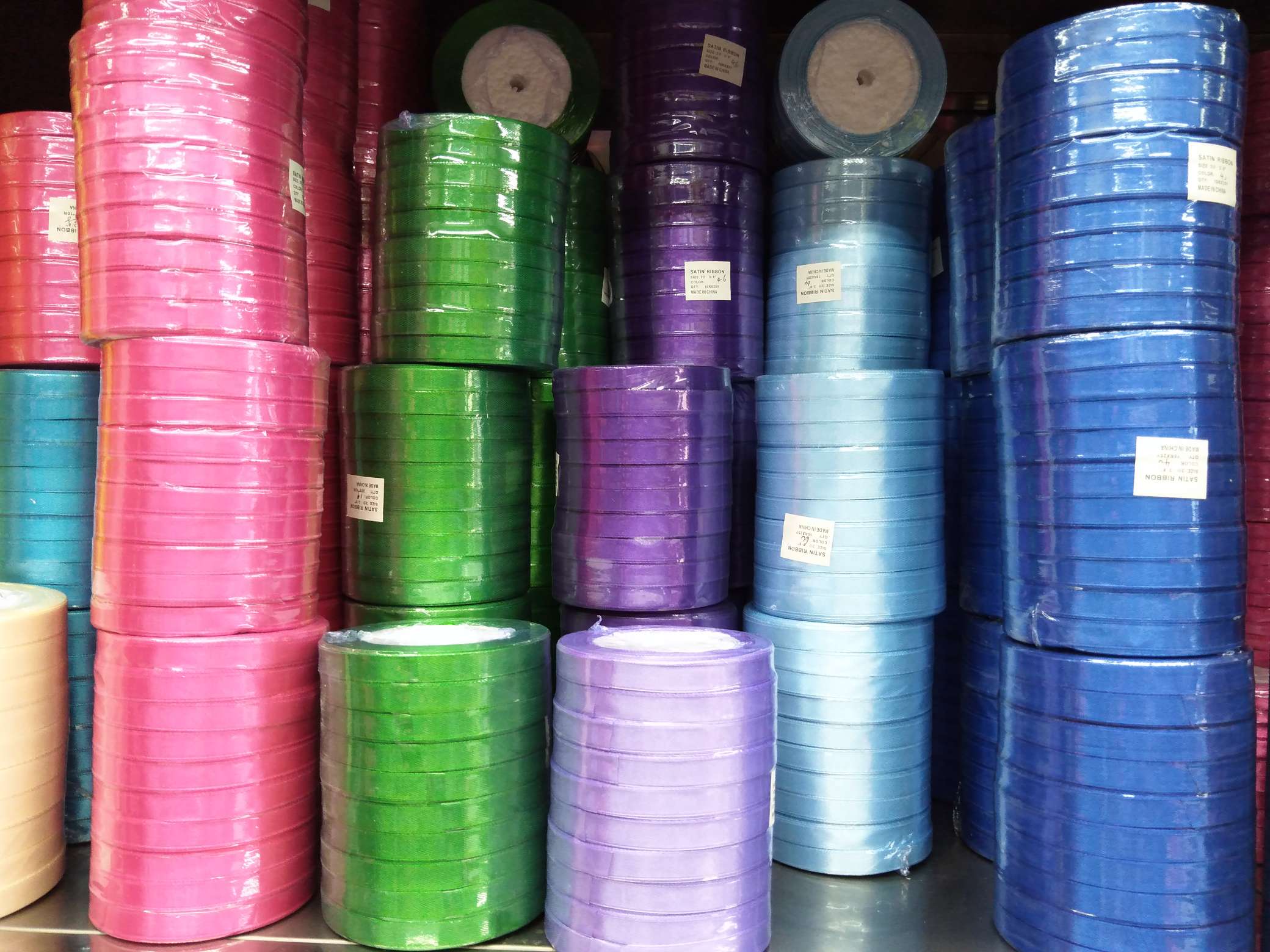 1cm wide ribbon, 3-inch ribbon, multi-color ribbon, factory direct sales, packaging gift box ribbon, environmentally friendly and high-quality ribbon, cake box packaging ribbon, gift ribbon, wedding decoration, polyester ribbon, DIY-woven ribbon undefined