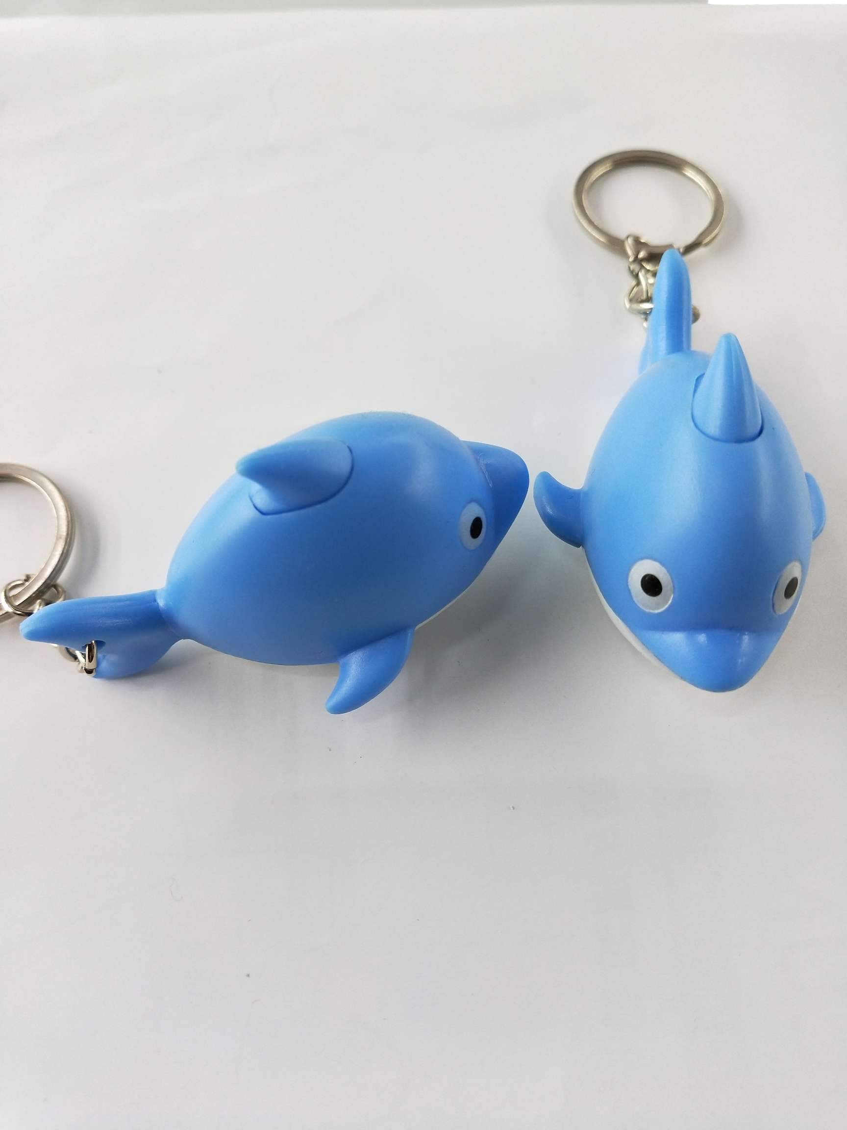 LED giant salamander light-emitting and sound-making keychain pendant details Picture