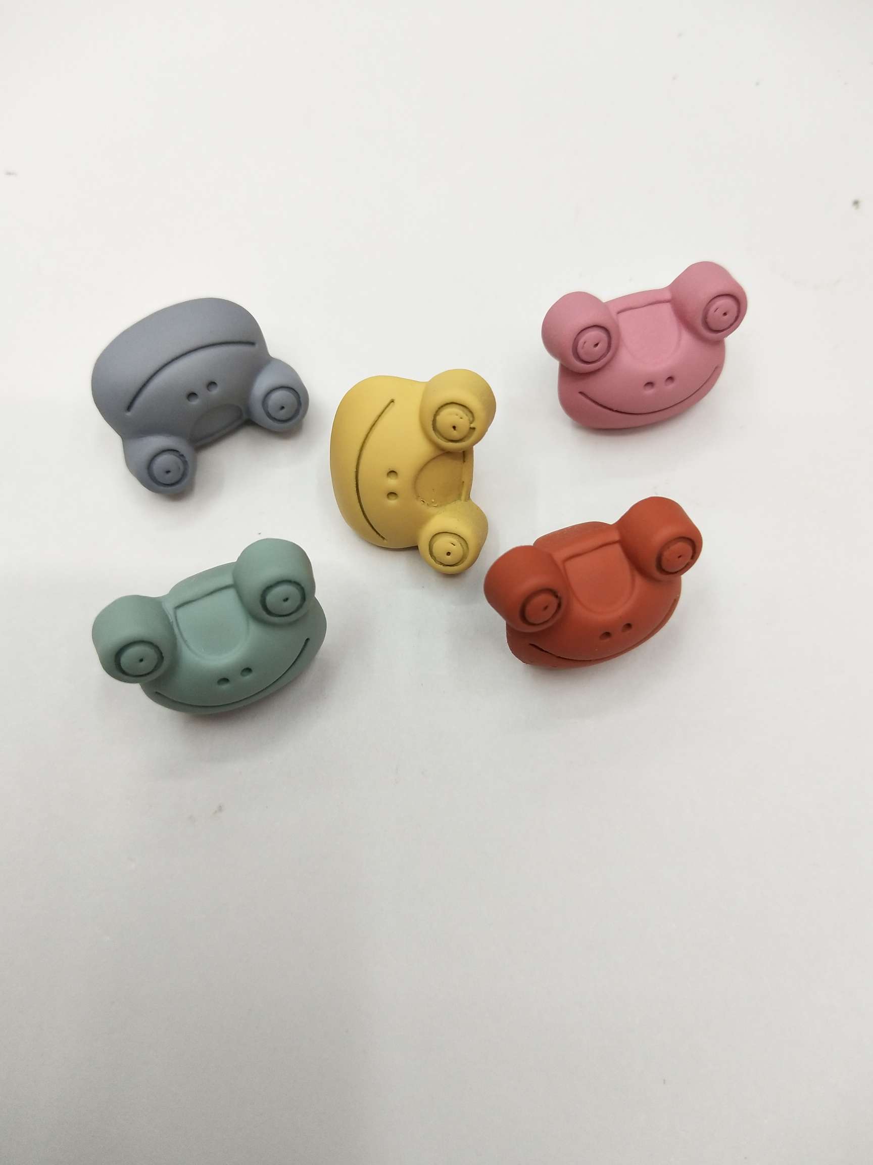 Japanese Simple Korean style Jewelry accessories Perforated headpiece hair hoop perforated big hole cartoon Frog (100ps/ bag) thumbnail