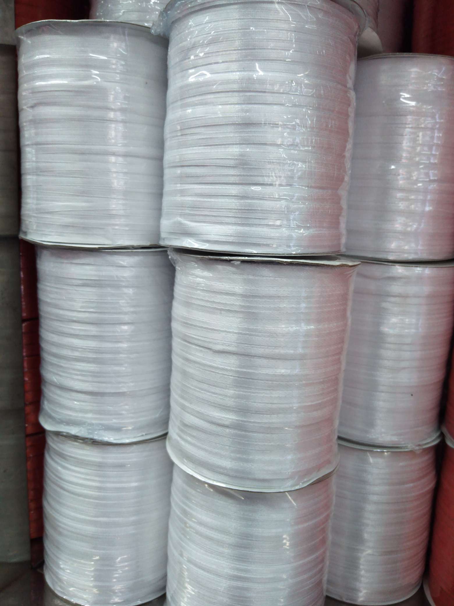0.3cm white ribbon, 1-point white ribbon tied with balloon bow, multi-purpose gift packaging tape factory direct sales, cake box packaging ribbon, gift ribbon, wedding decoration polyester ribbon, DIY woven tape