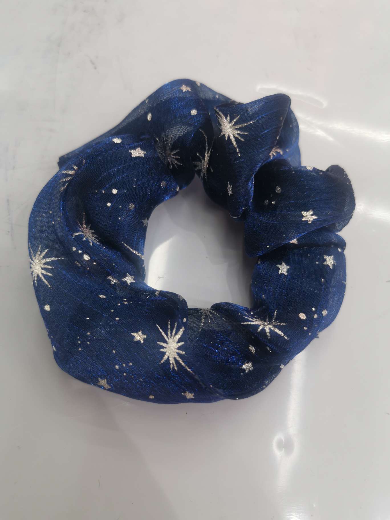 Dark blue five-pointed star gauze scrunchie thumbnail
