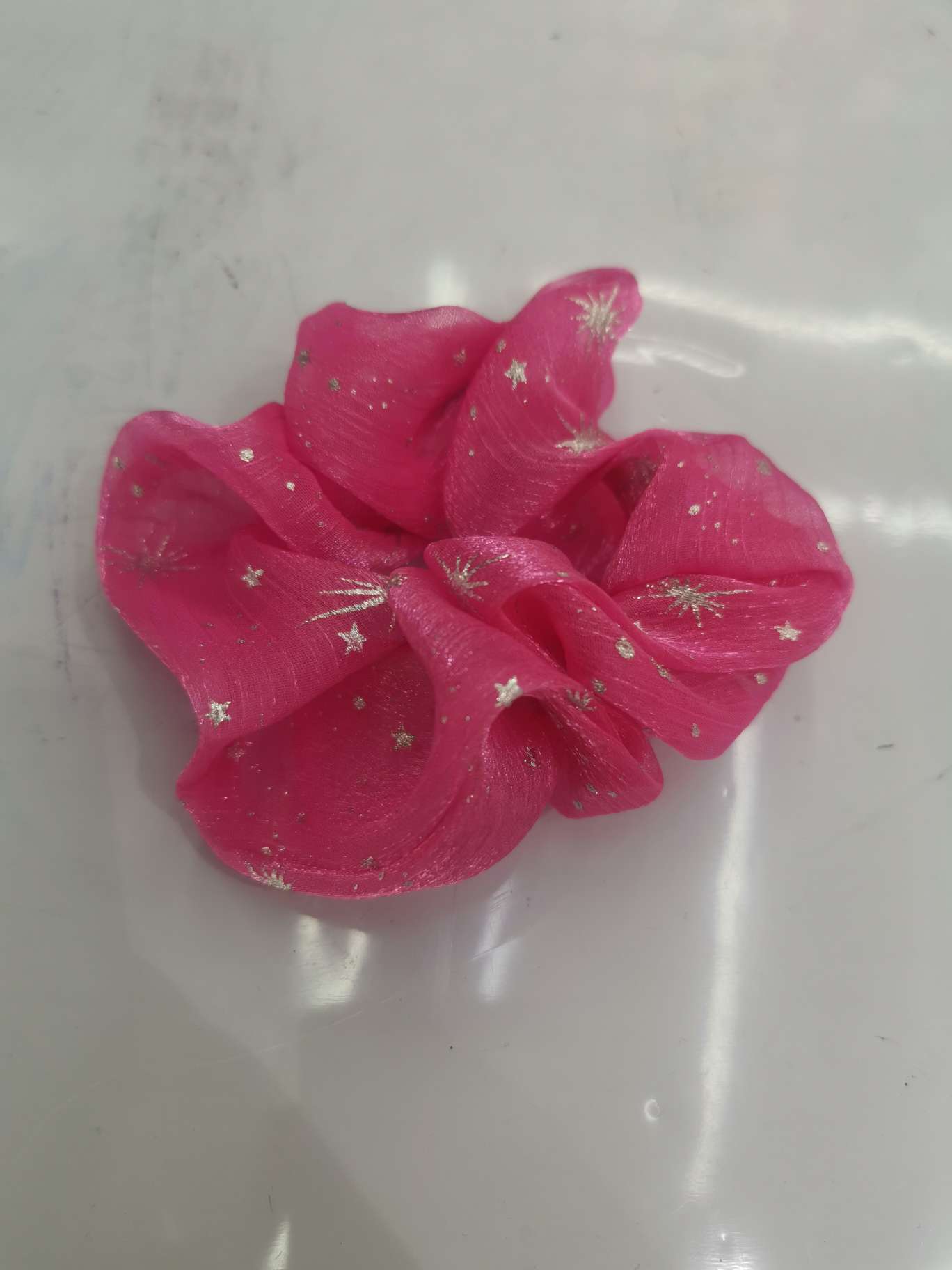 Plum red five-pointed star gauze scrunchie thumbnail