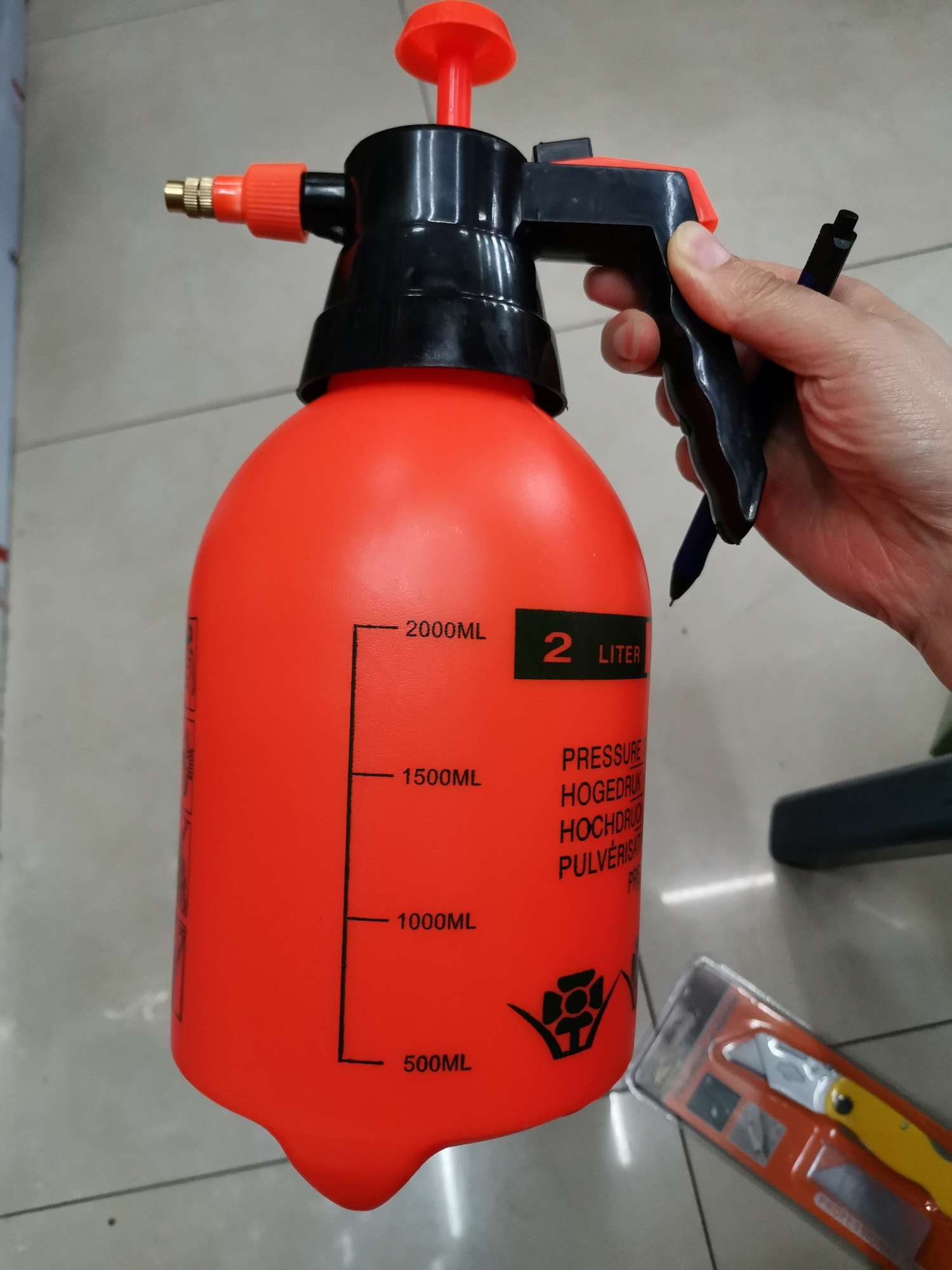 喷水壶，可以试用小型场地消毒，喷雾。详情图1