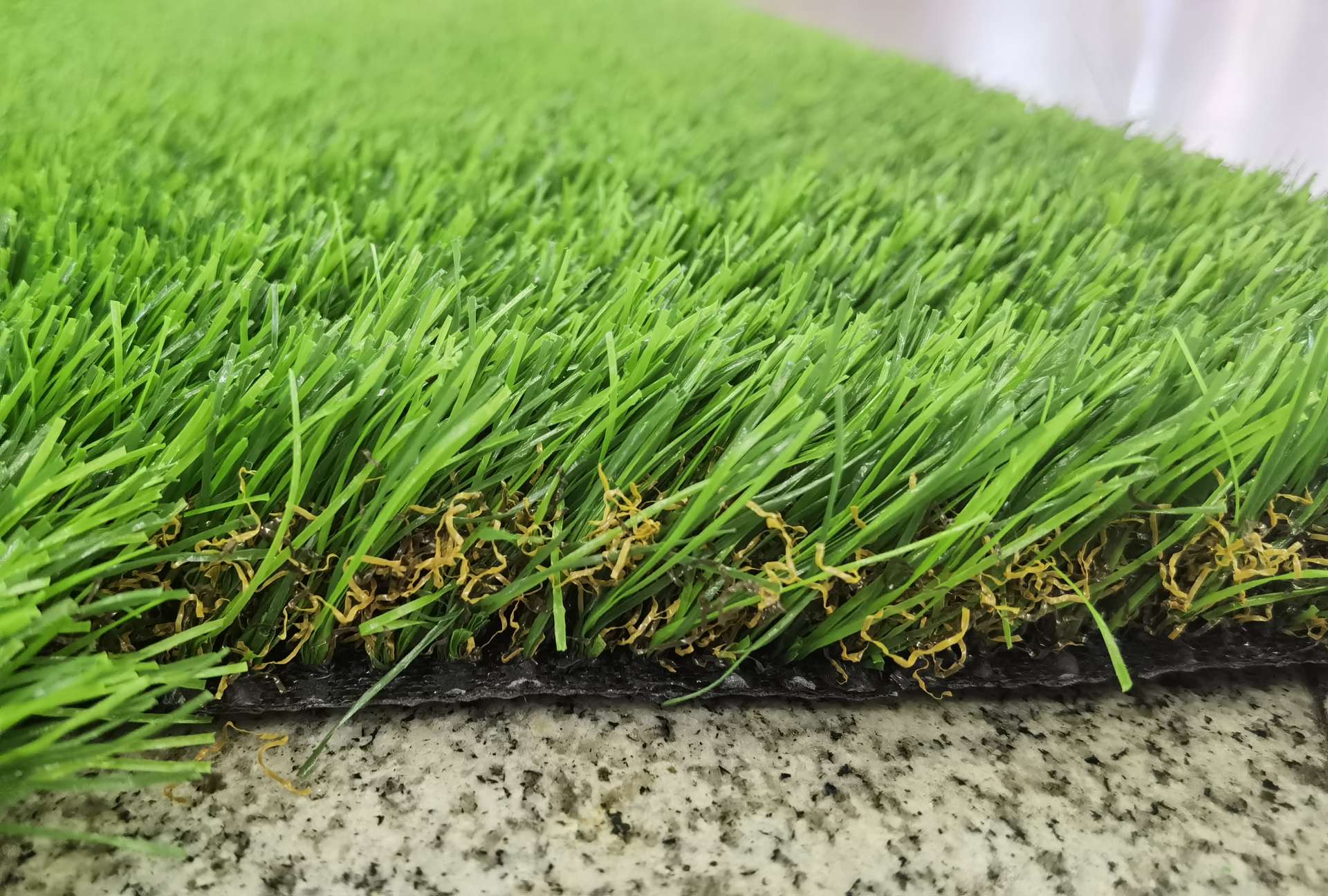 Artificial turf, simulated turf, sports turf, landscape turf, engineering fence grass, school and kindergarten playground, hotel and club grass, wedding A9 Application Scenario