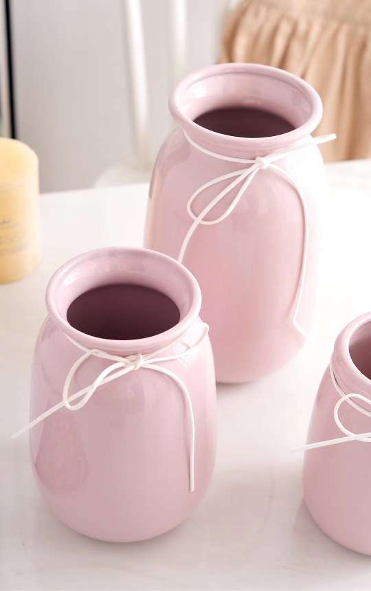 Colored glaze vase Application Scenario